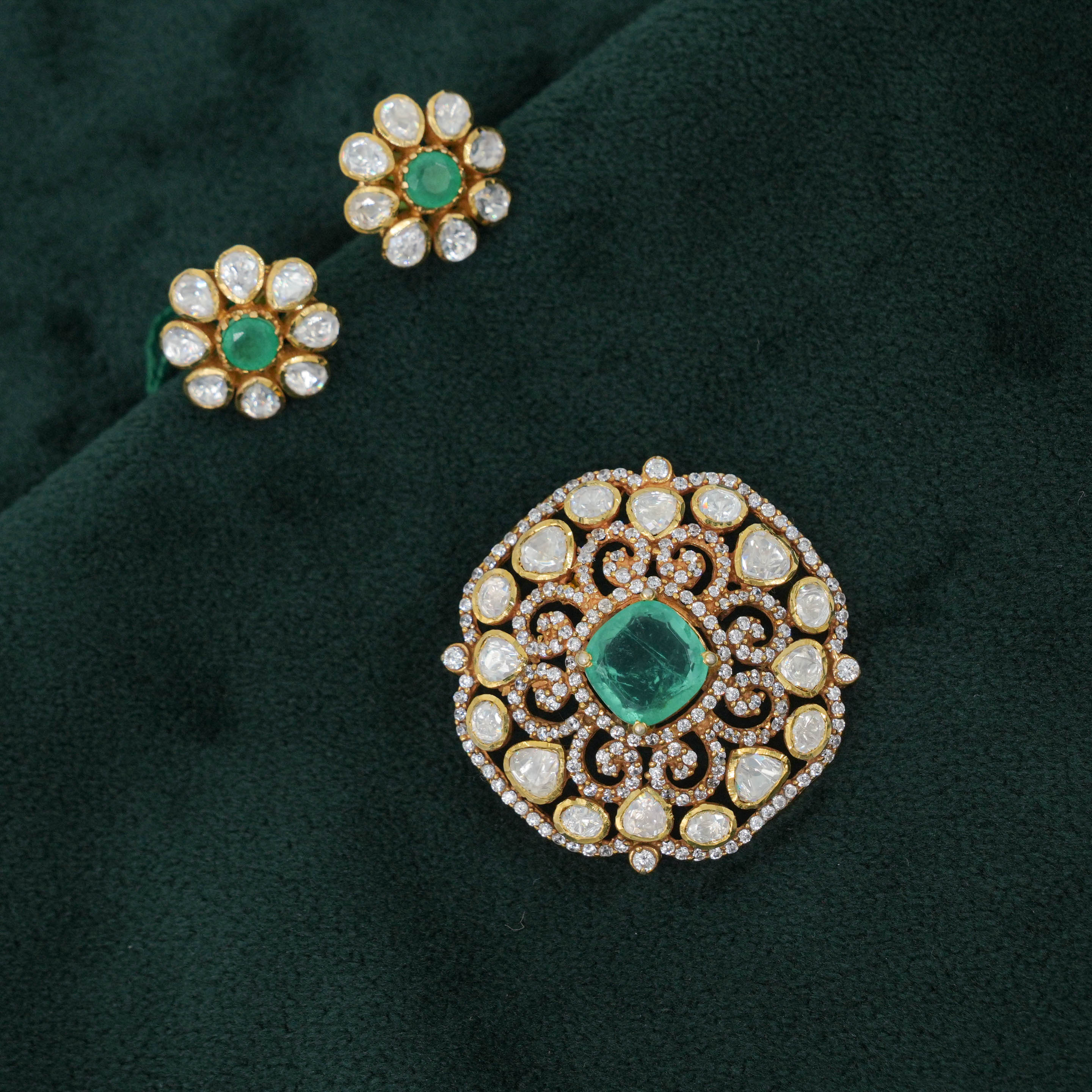 Tulasii - The Concept Jewelry - Silver Emerald Earrings