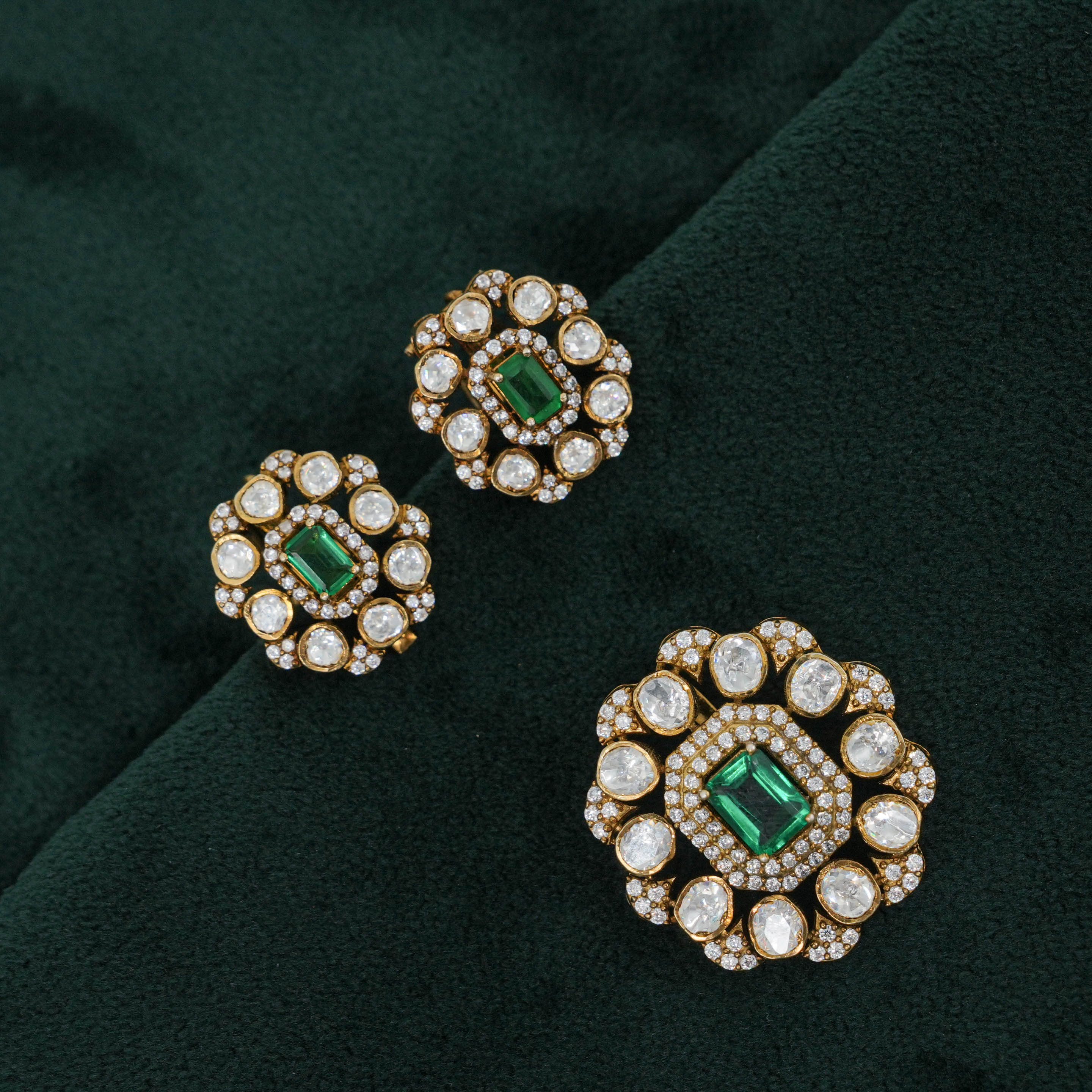 Tulasii - The Concept Jewelry - Silver Emerald Earrings