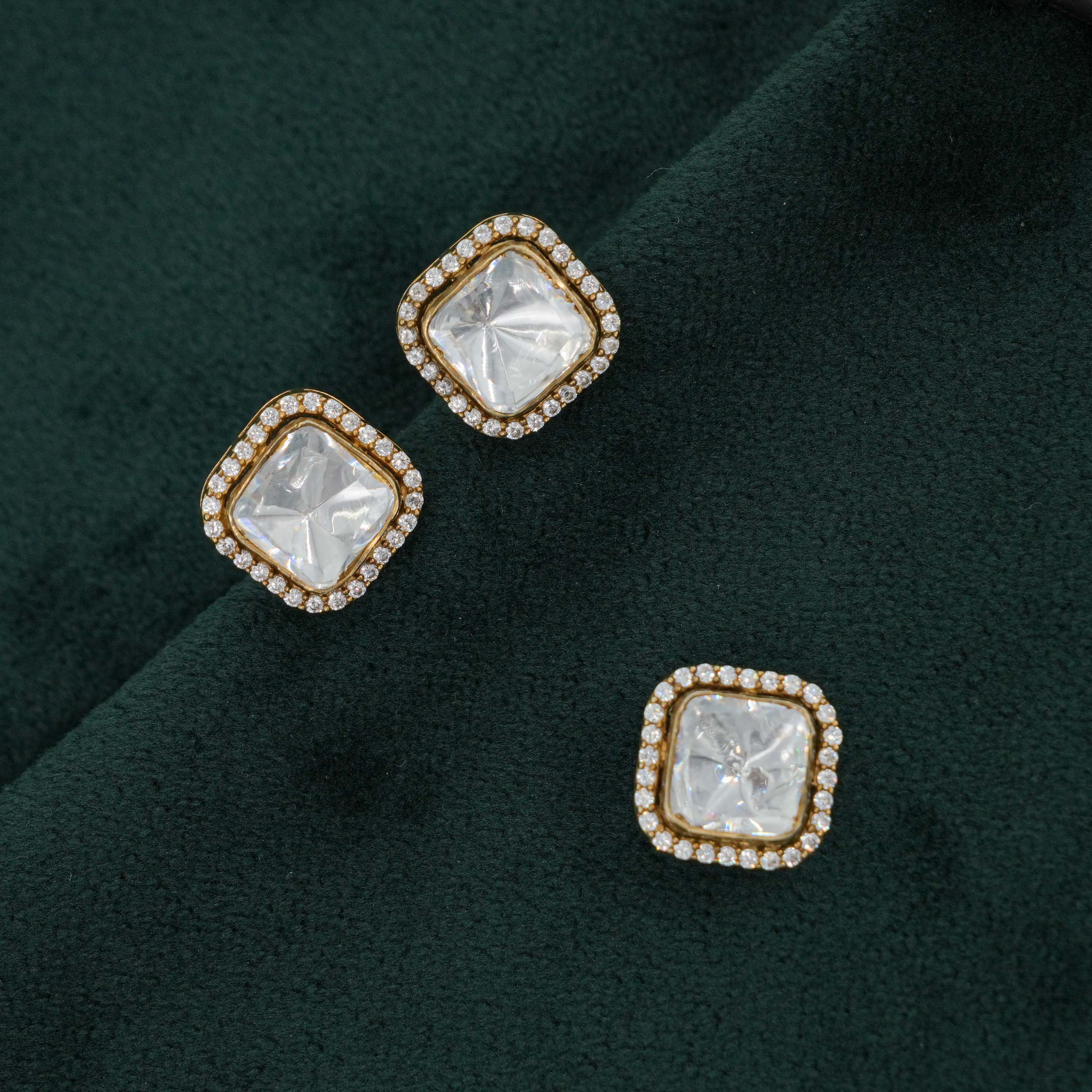 Tulasii - The Concept Jewelry - Silver Stud Earrings