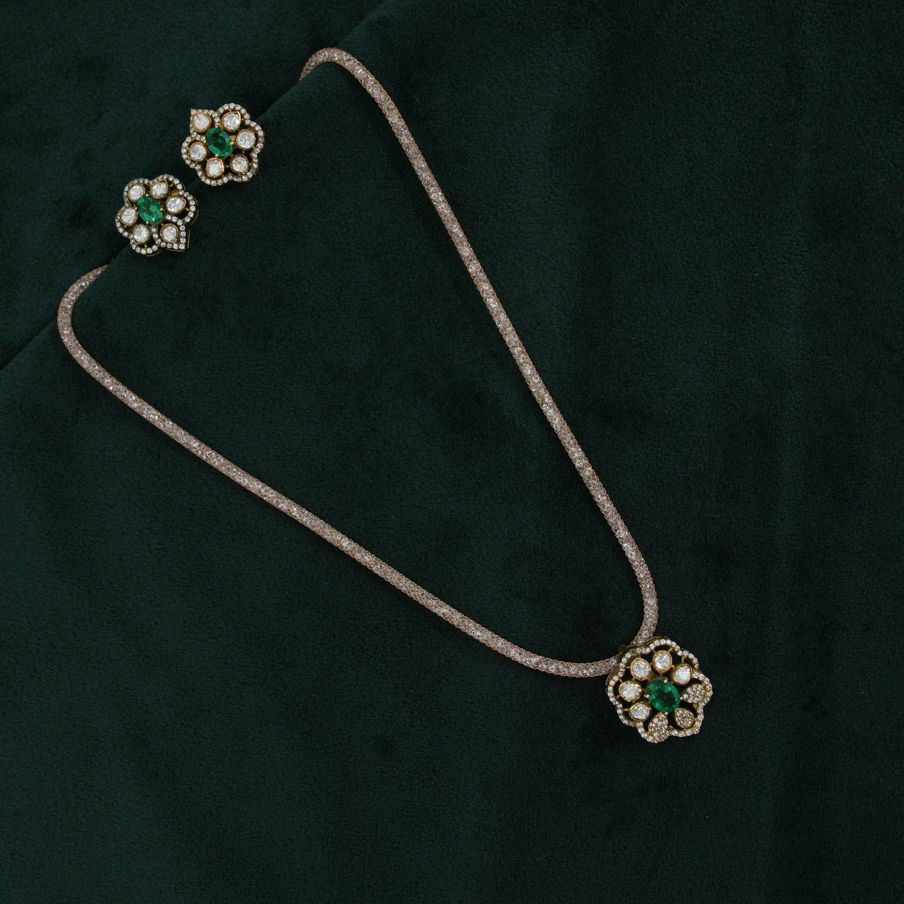 Tulasii - The Concept Jewelry - Silver Floral Earrings