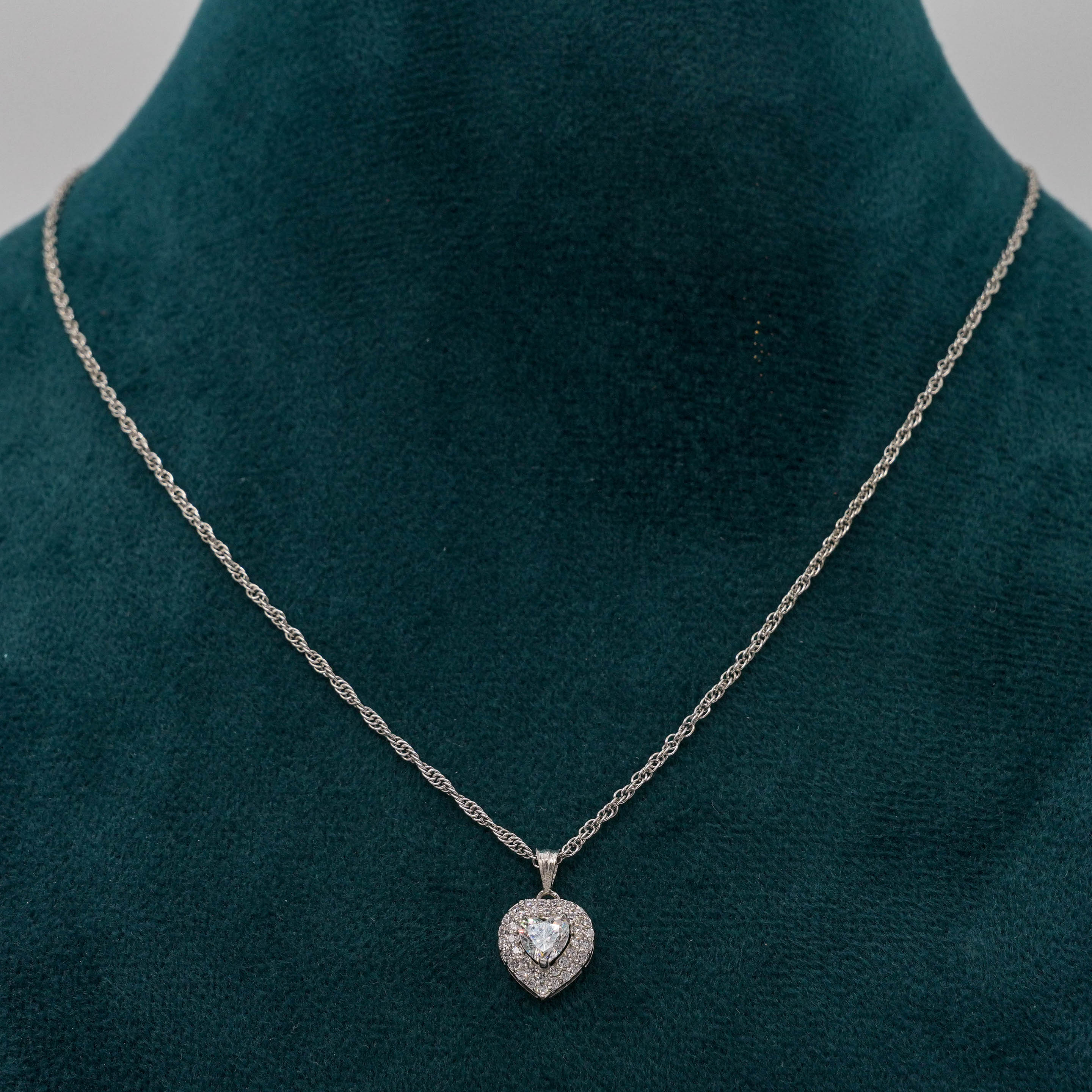 Tulasii - The Concept Jewelry - Silver Heart Pendant