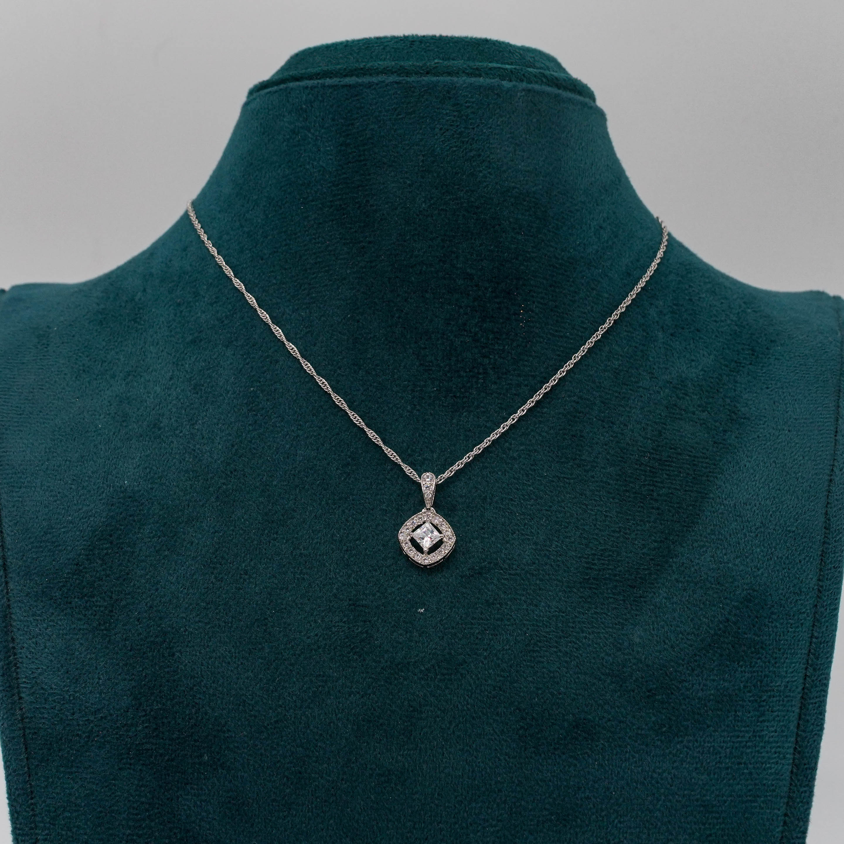 Silver Pendant Necklace