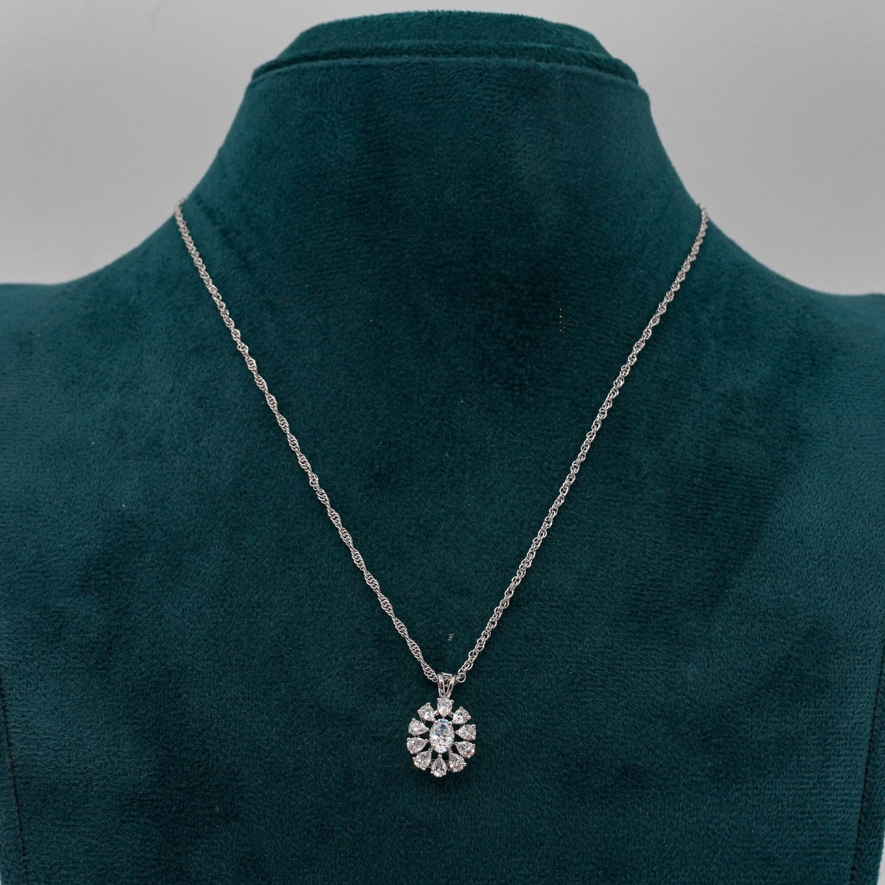 Silver Pendant Necklace