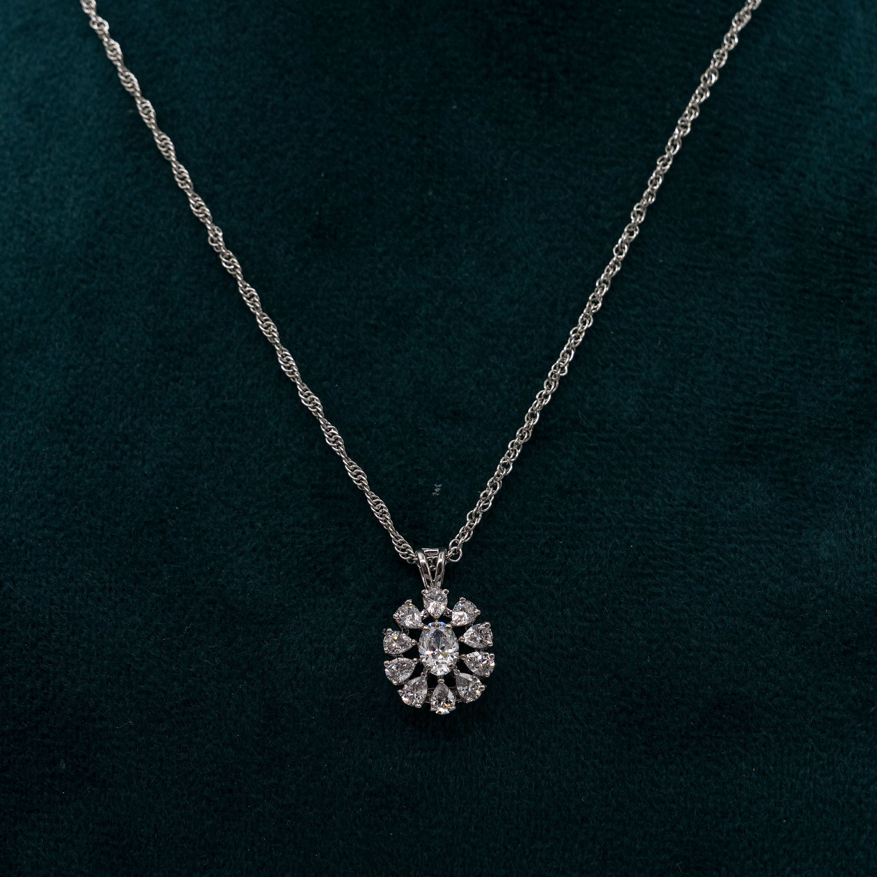 Tulasii - The Concept Jewelry - Silver Pendant Necklace