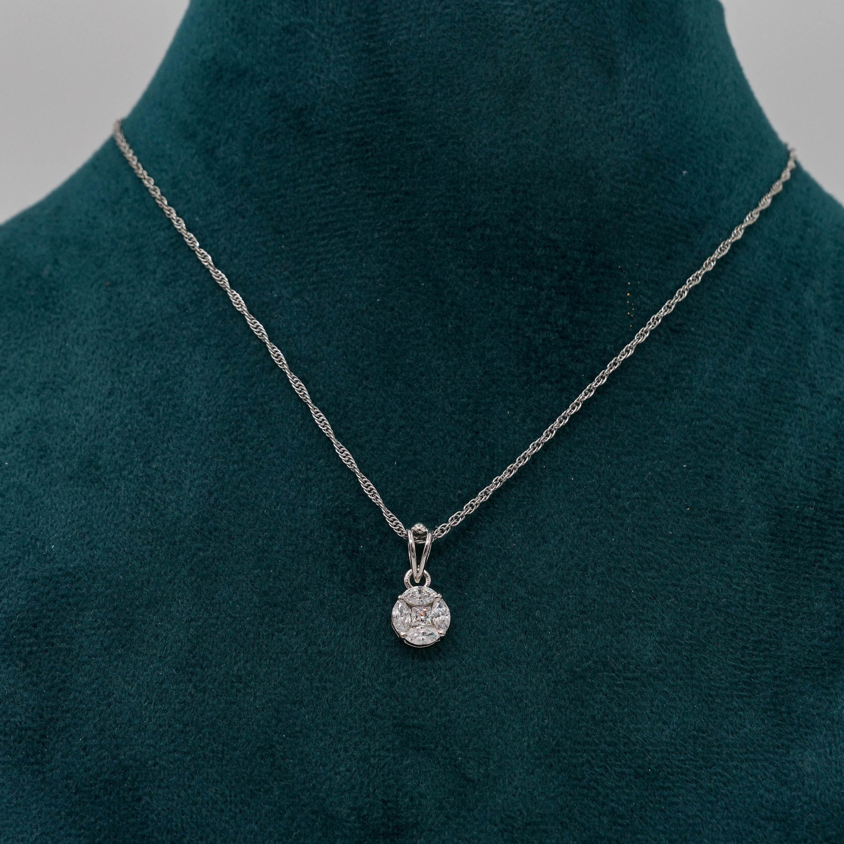 Silver Pendant Necklace