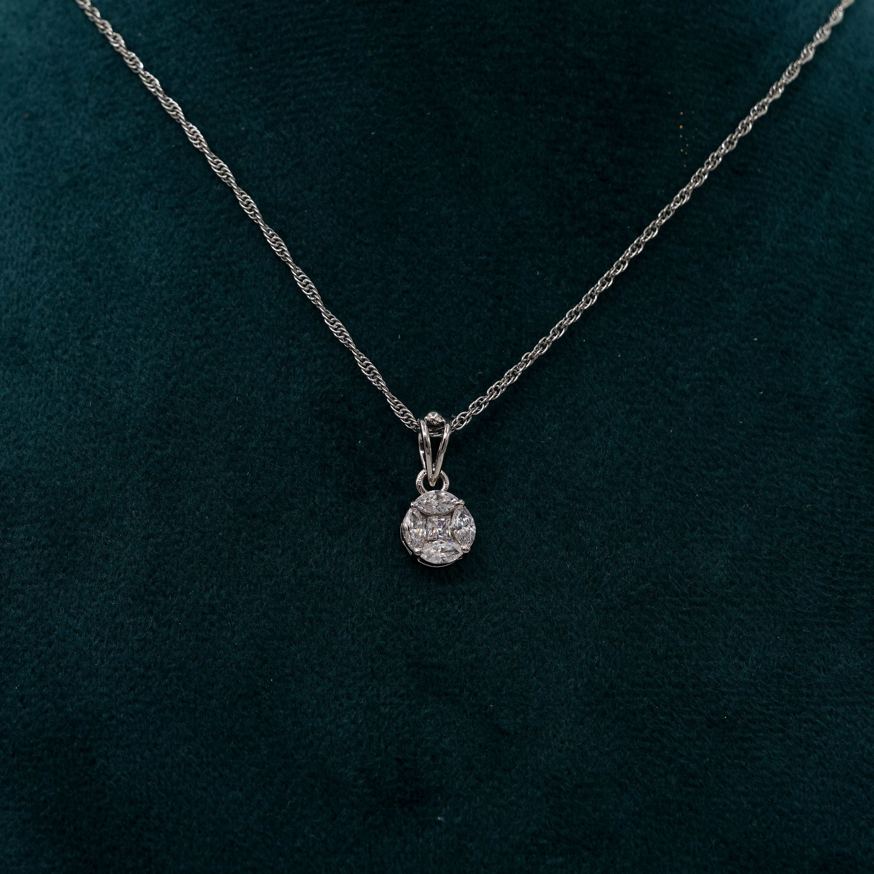Tulasii - The Concept Jewelry - Silver Pendant Necklace