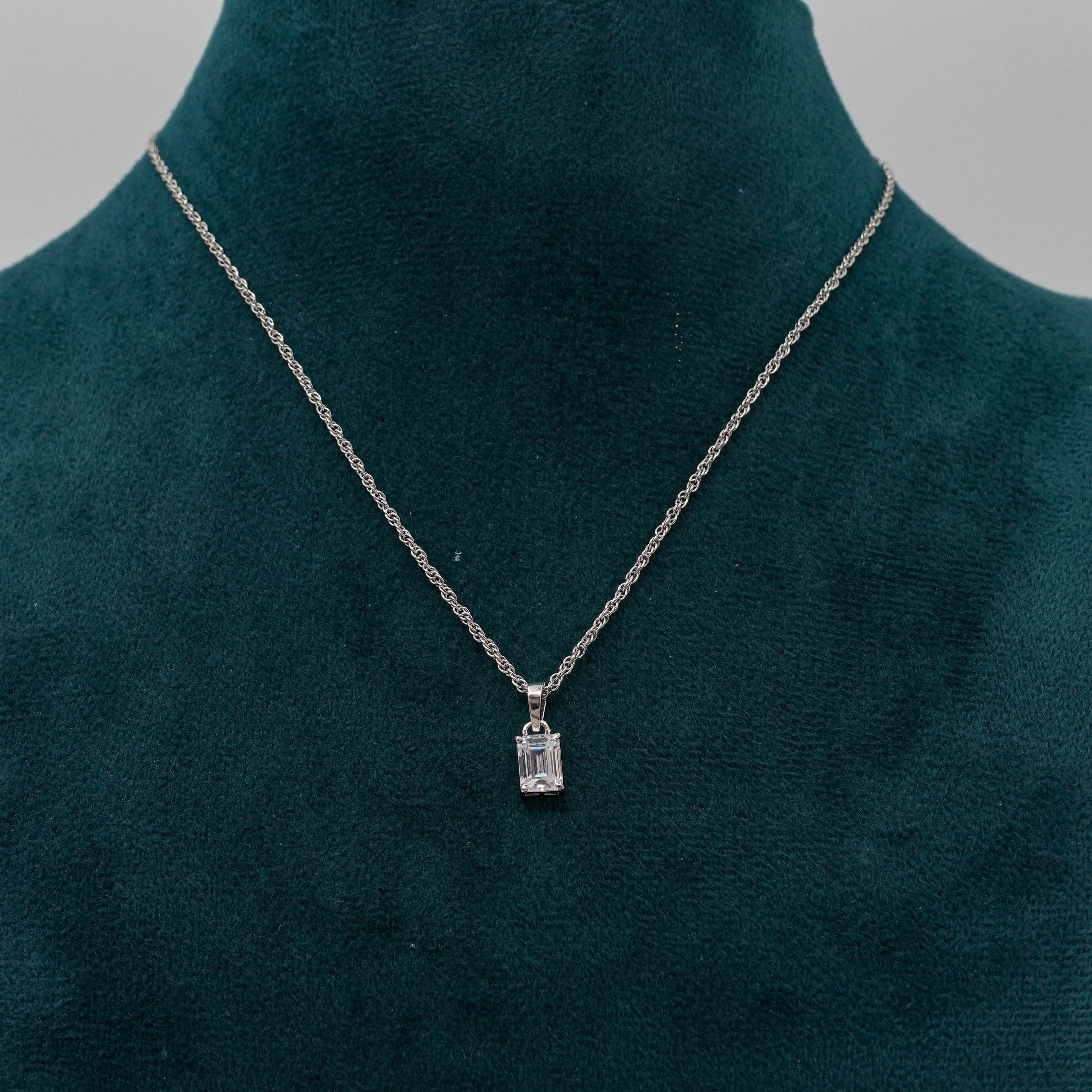 Silver Pendant Necklace