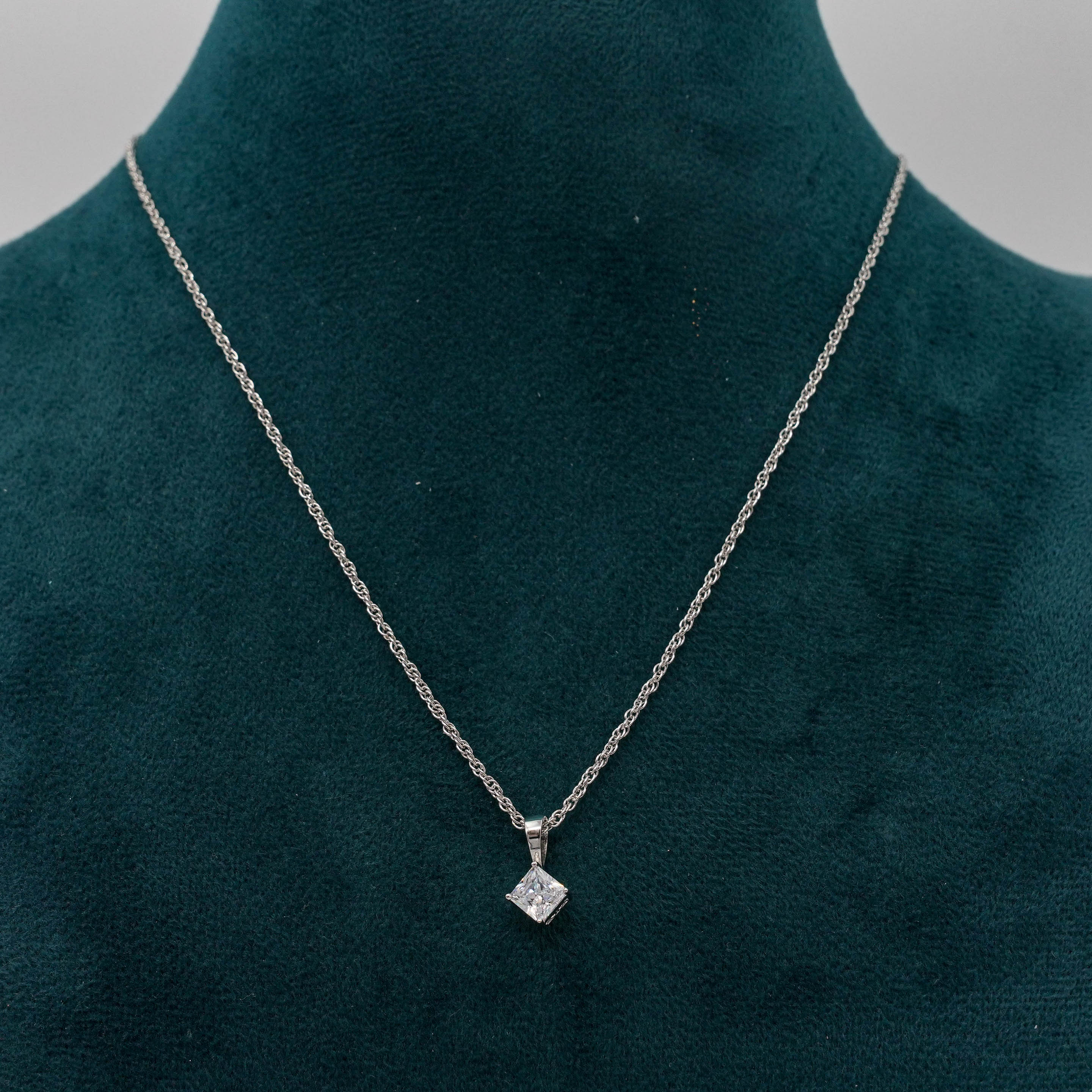Tulasii - The Concept Jewelry - Silver Pendant Chain