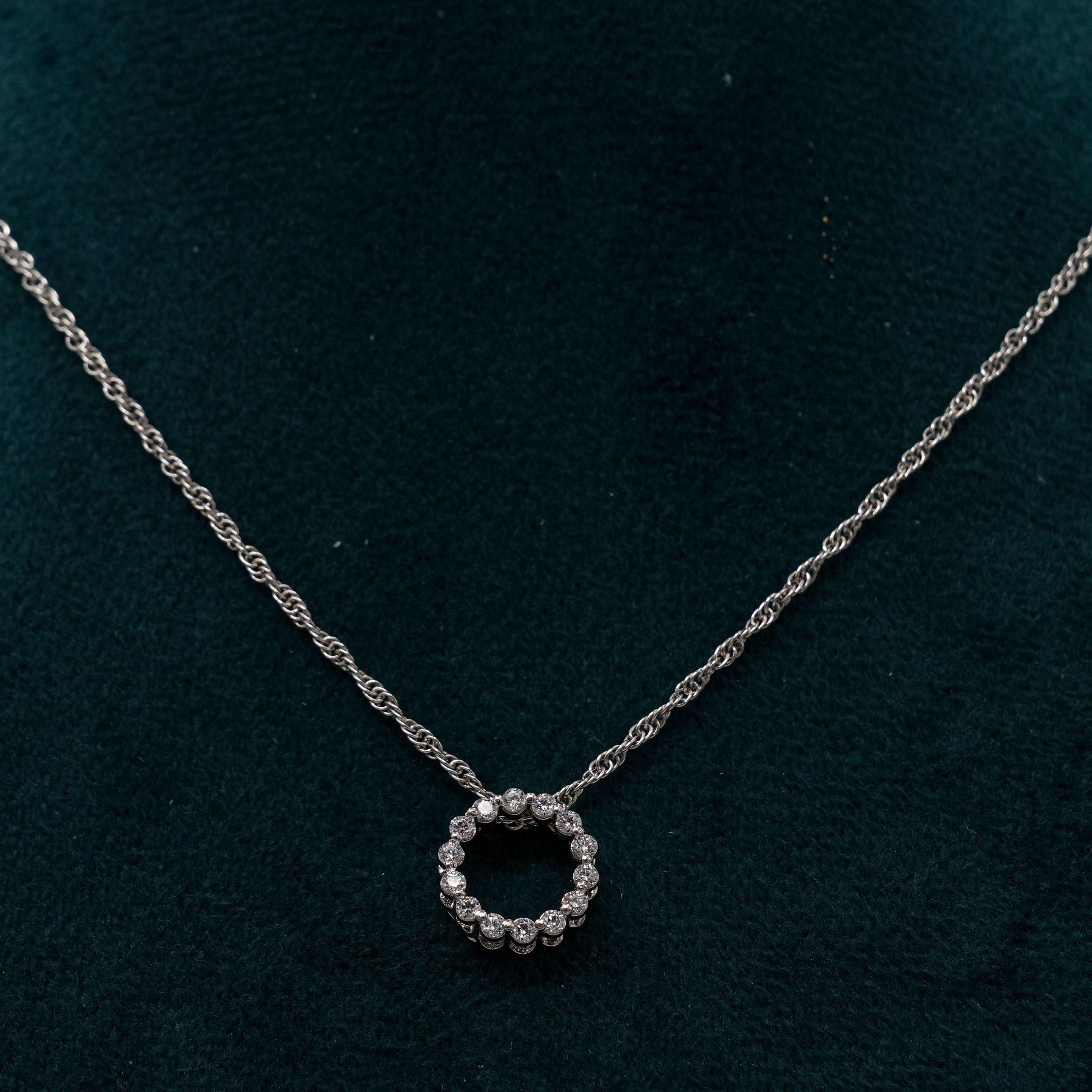 Tulasii - The Concept Jewelry - Silver Circle Necklace