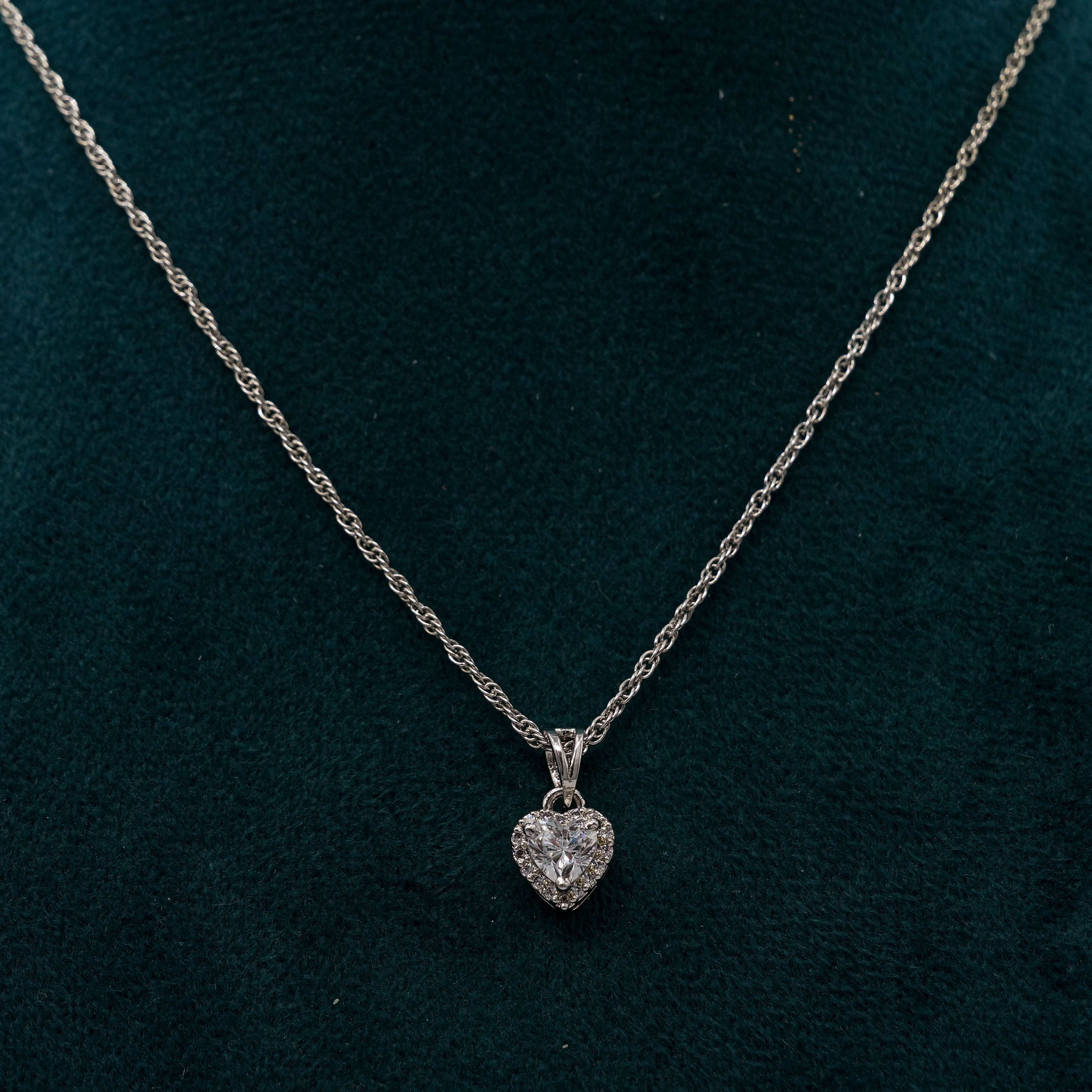 Tulasii - The Concept Jewelry - Silver Heart Pendant