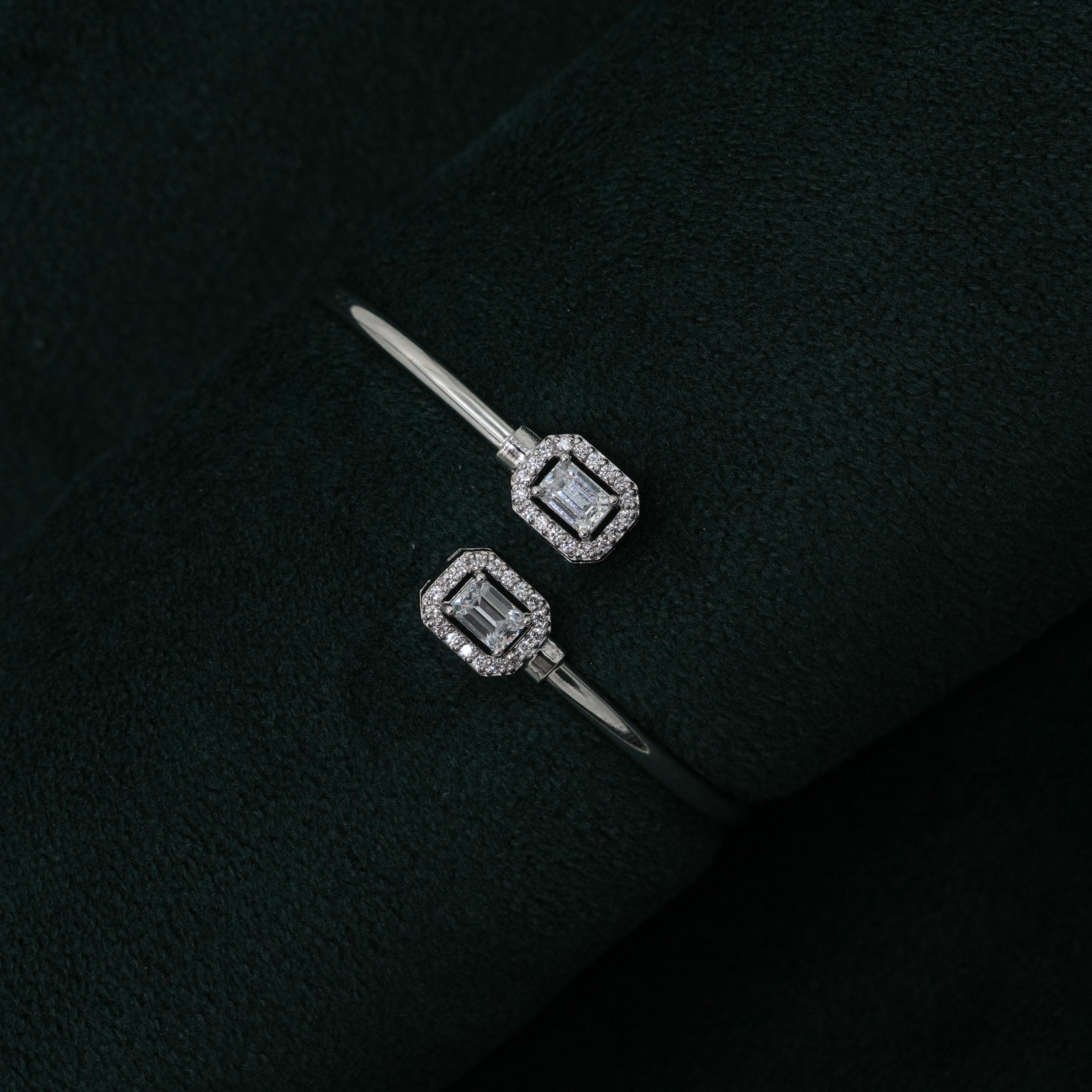 Tulasii - The Concept Jewelry - Silver Cuff Bracelet