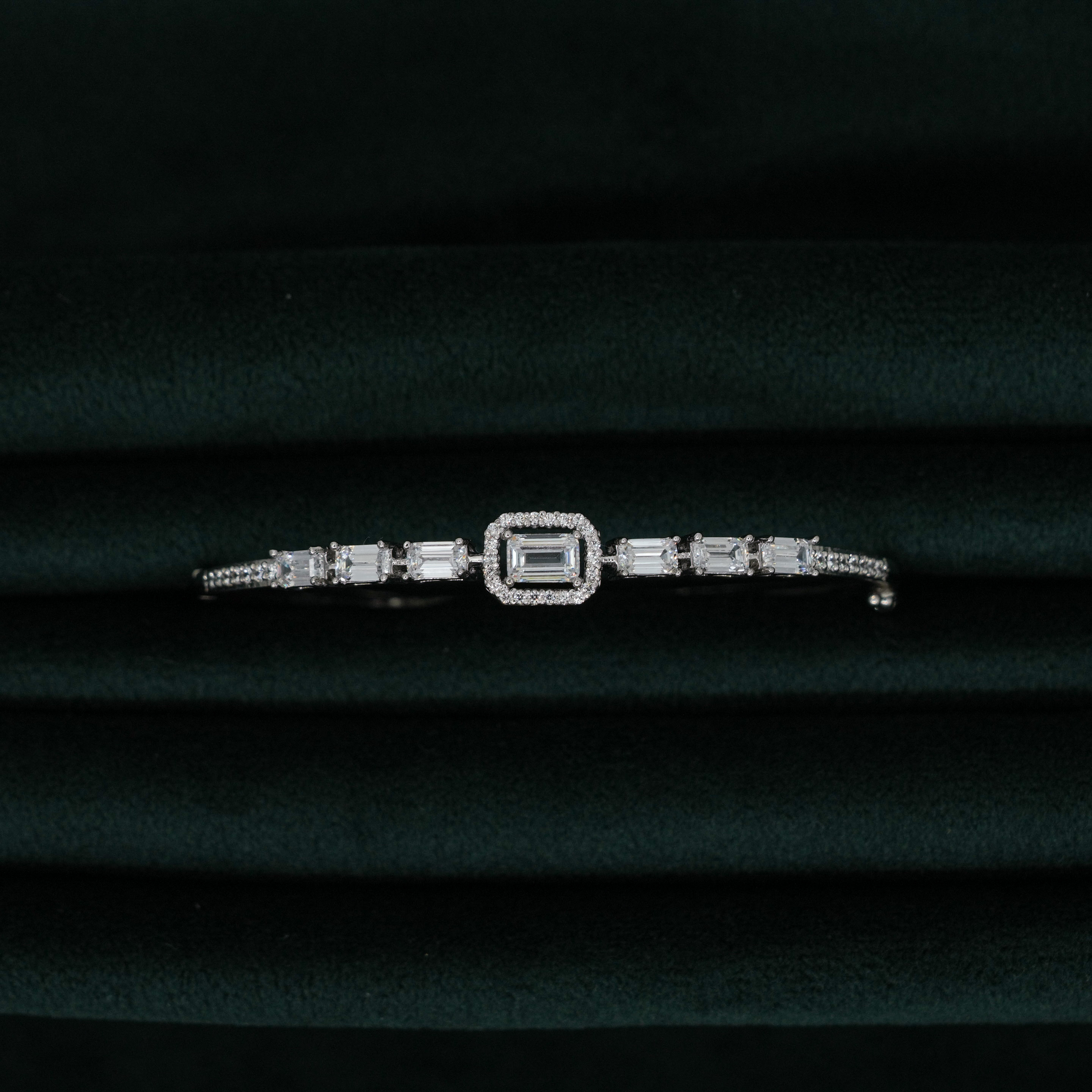 Tulasii - The Concept Jewelry - Silver Stone Bracelet