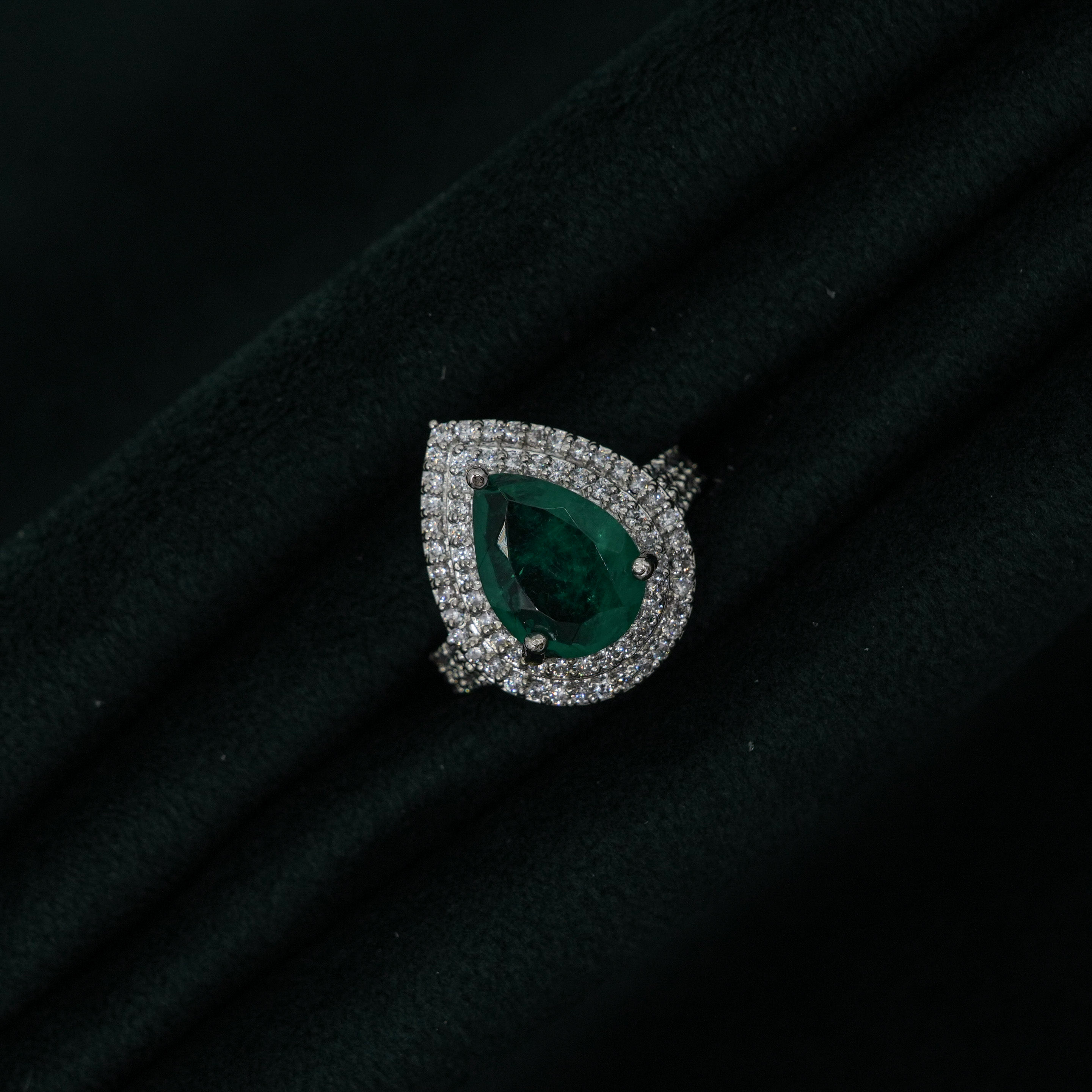 Silver Emerald Ring