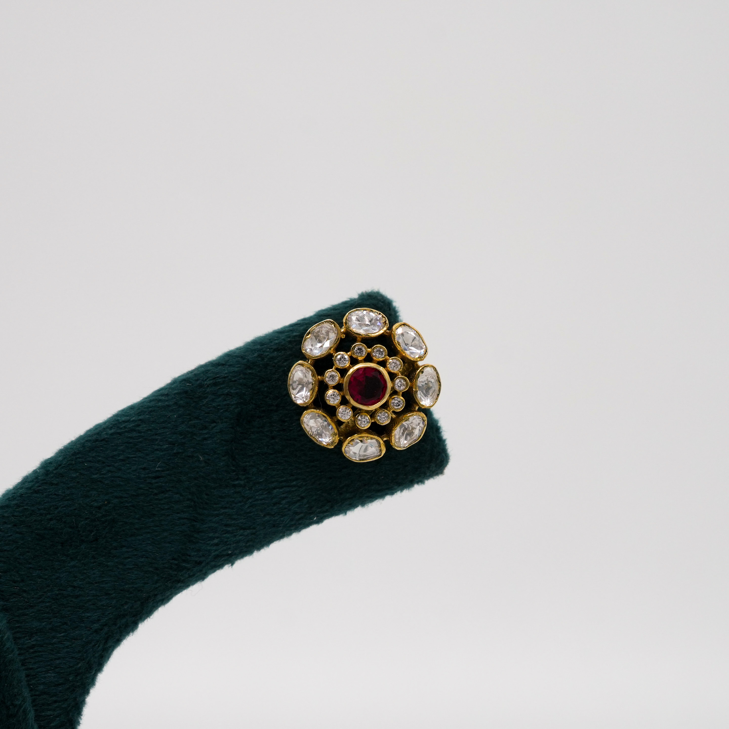 Tulasii - The Concept Jewelry - Silver Stud Earrings