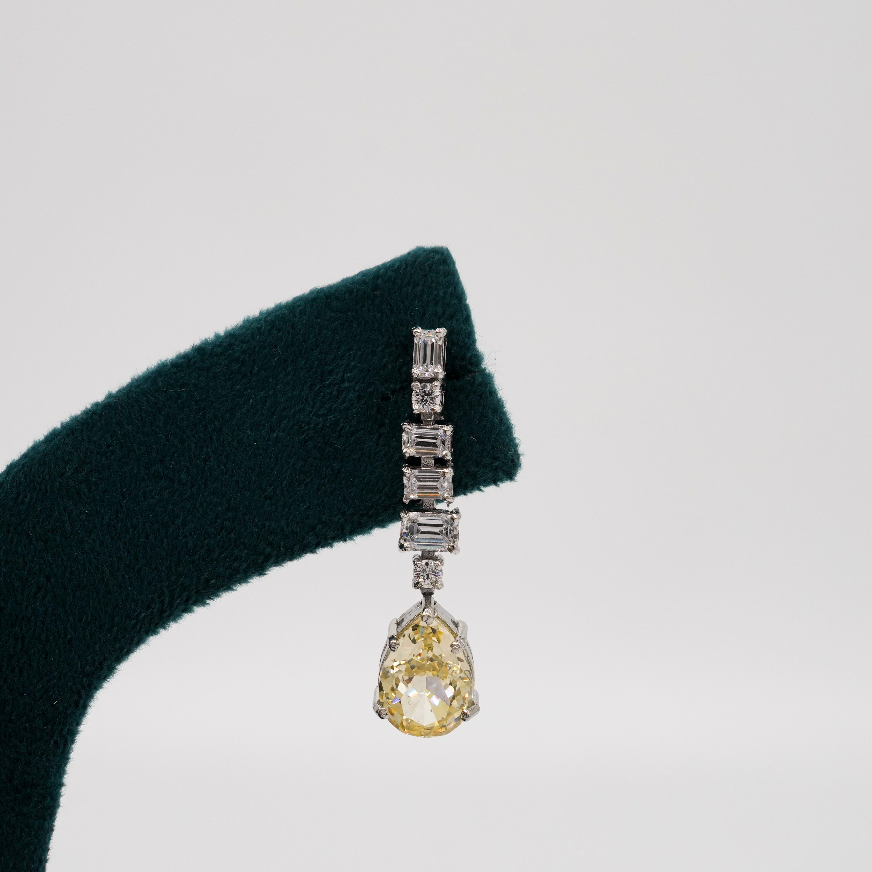 Tulasii - The Concept Jewelry - Silver Drop Earrings