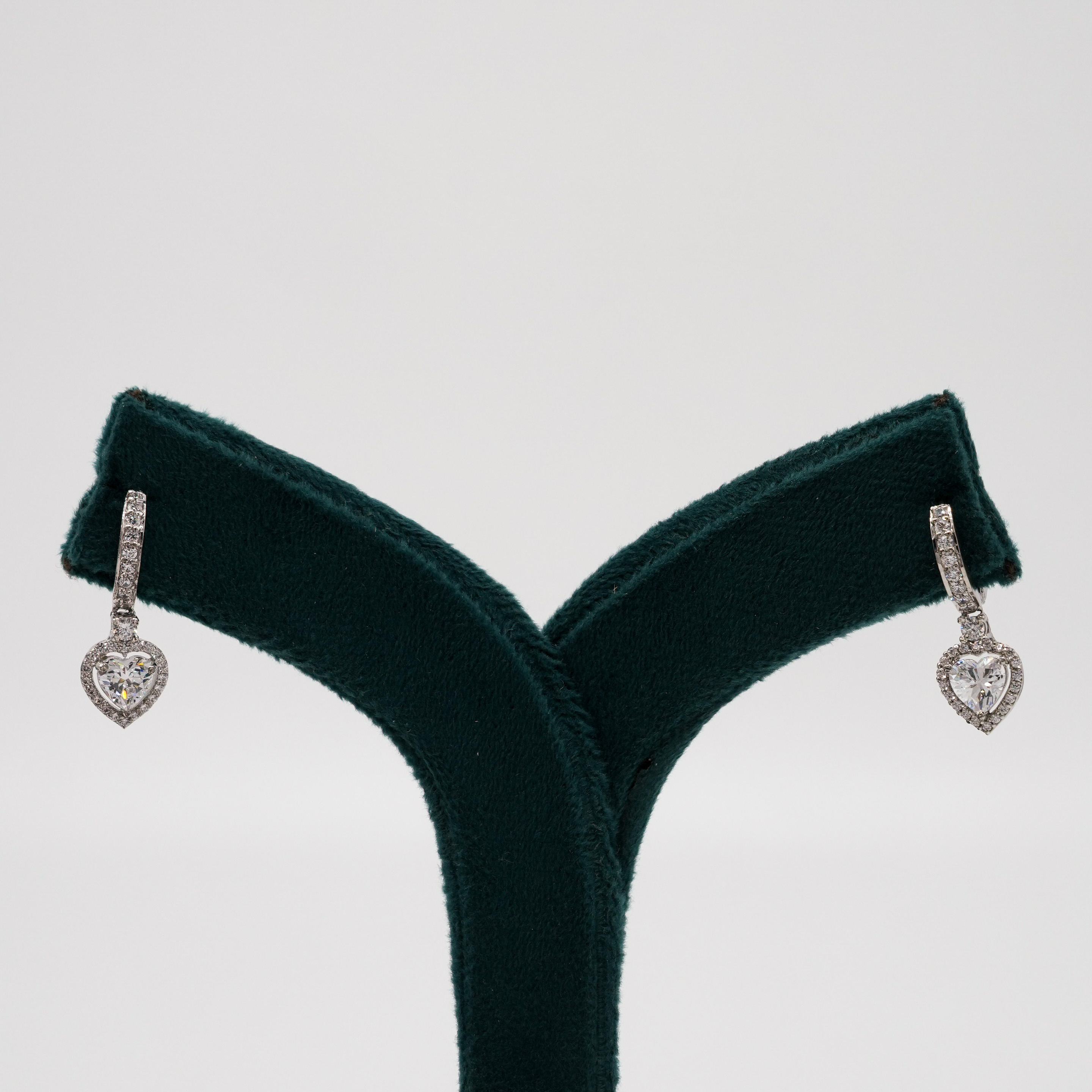Tulasii - The Concept Jewelry - Silver Heart Earrings
