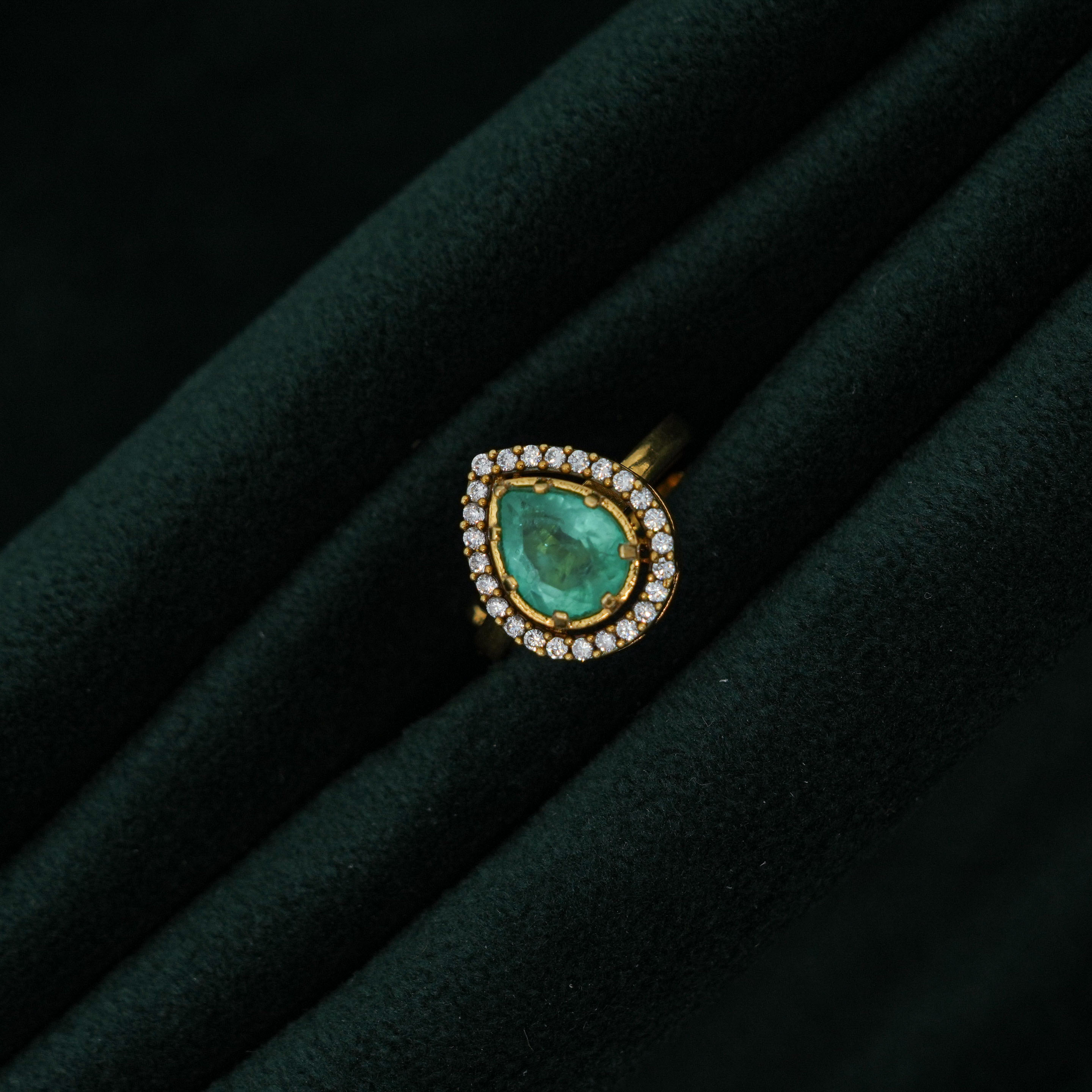 Silver Emerald Ring