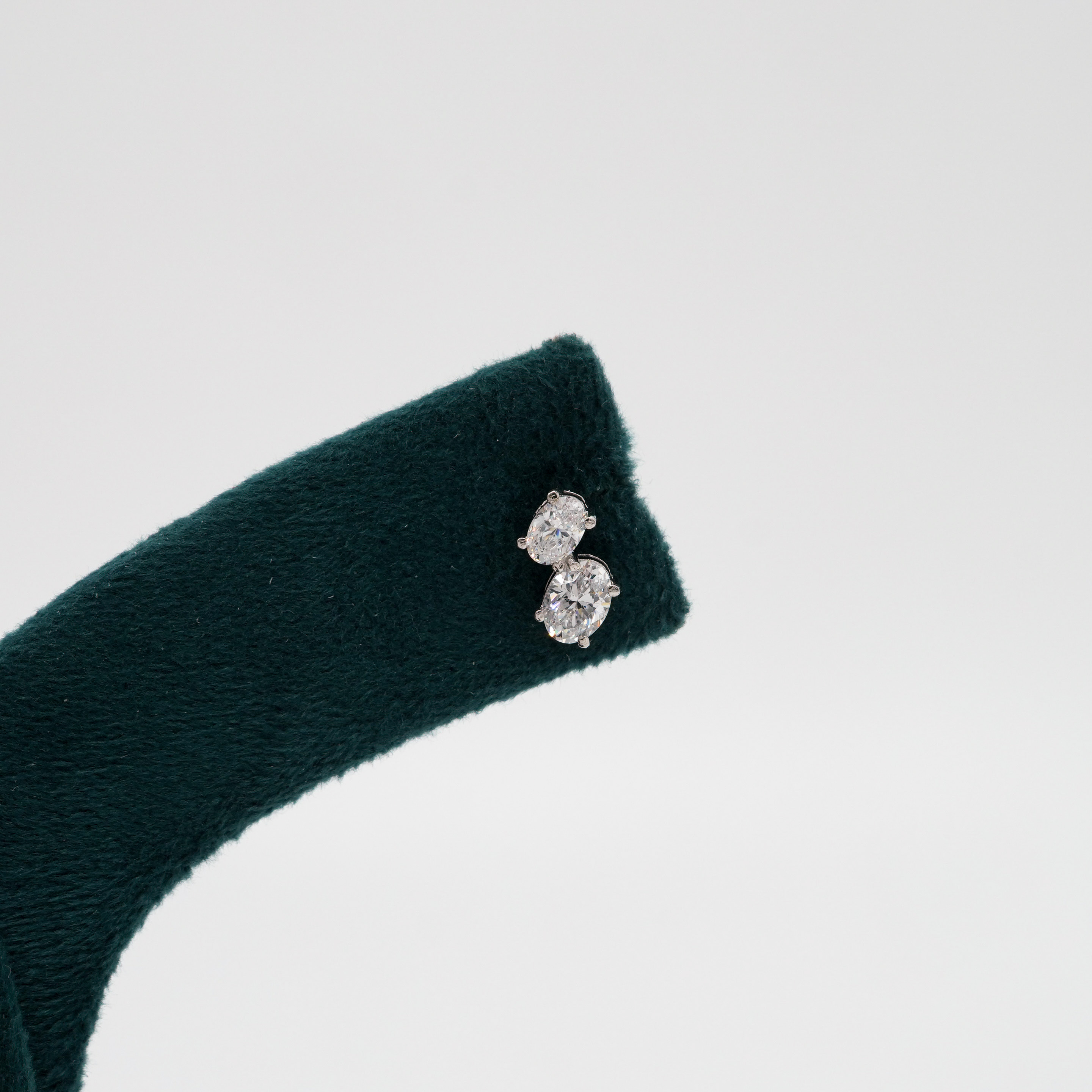 Tulasii - The Concept Jewelry - Silver Stud Earrings