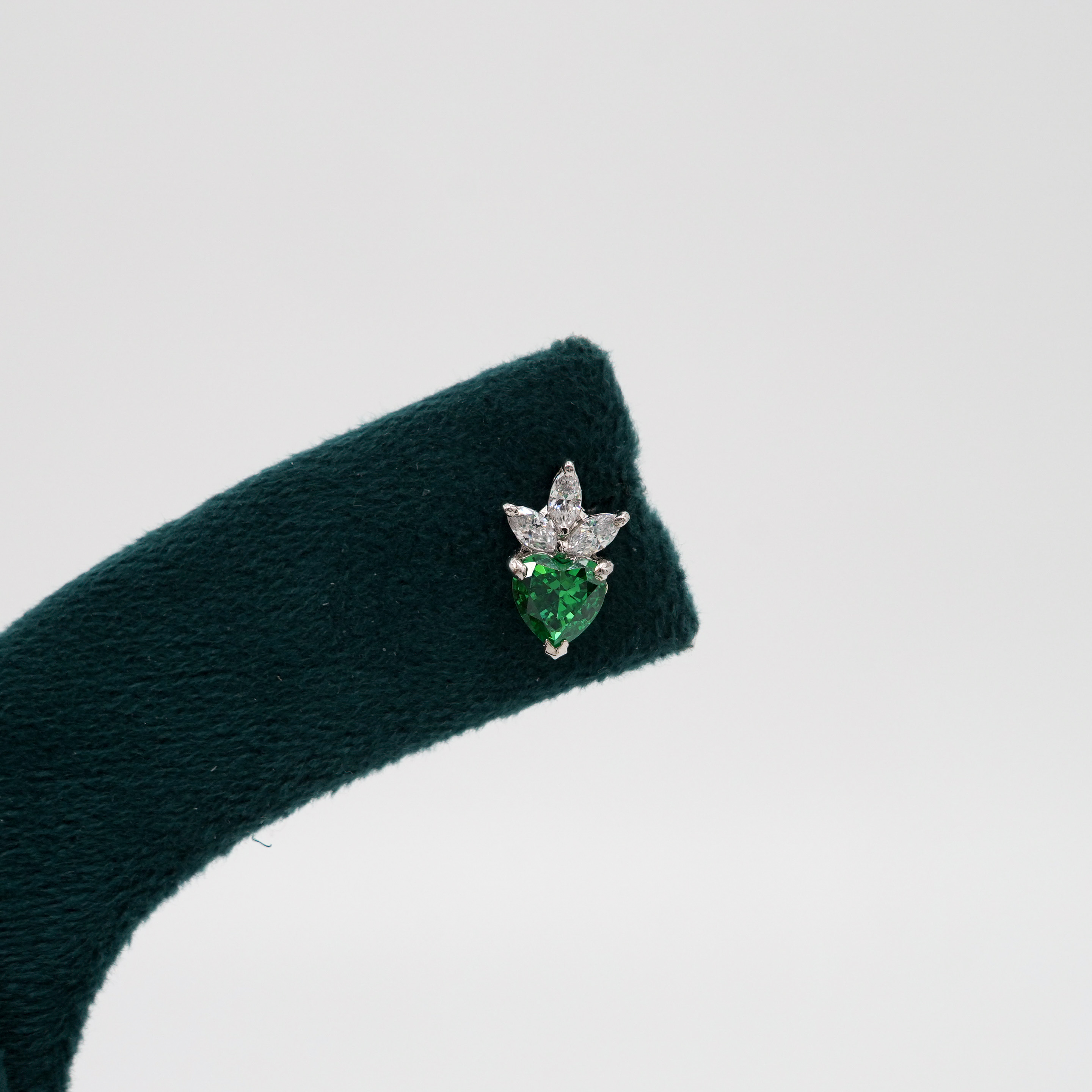 Tulasii - The Concept Jewelry - Silver Stud Earrings