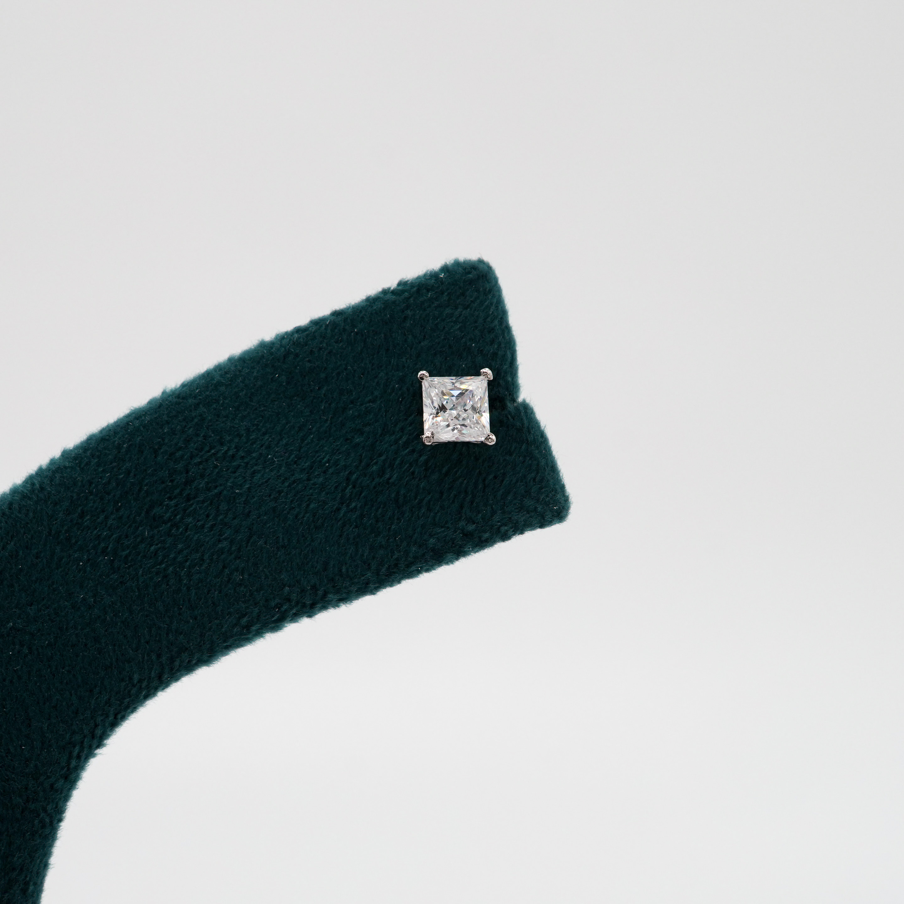 Tulasii - The Concept Jewelry - Silver Stud Earrings