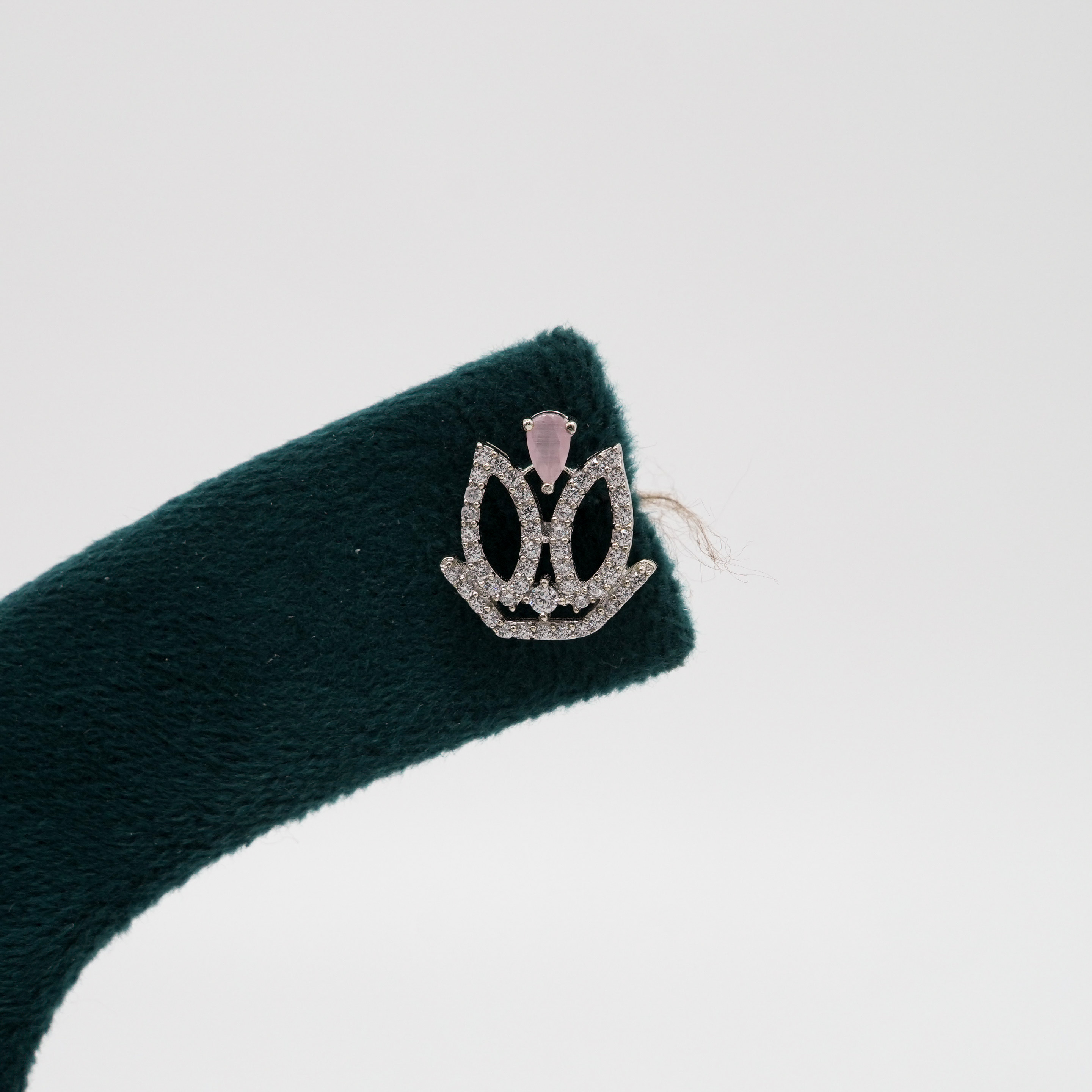 Tulasii - The Concept Jewelry - Silver Stud Earrings