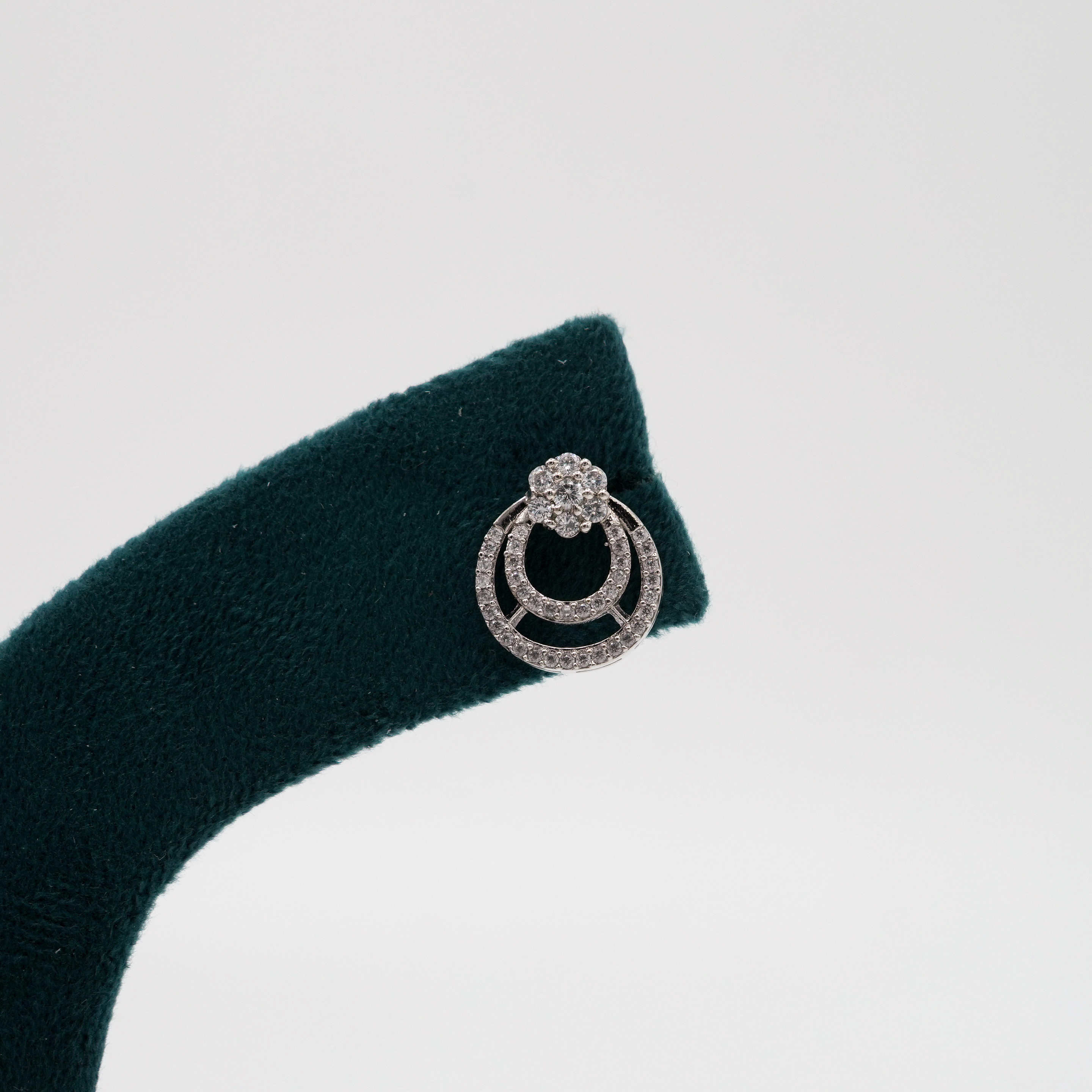 Tulasii - The Concept Jewelry - Silver Stud Earrings