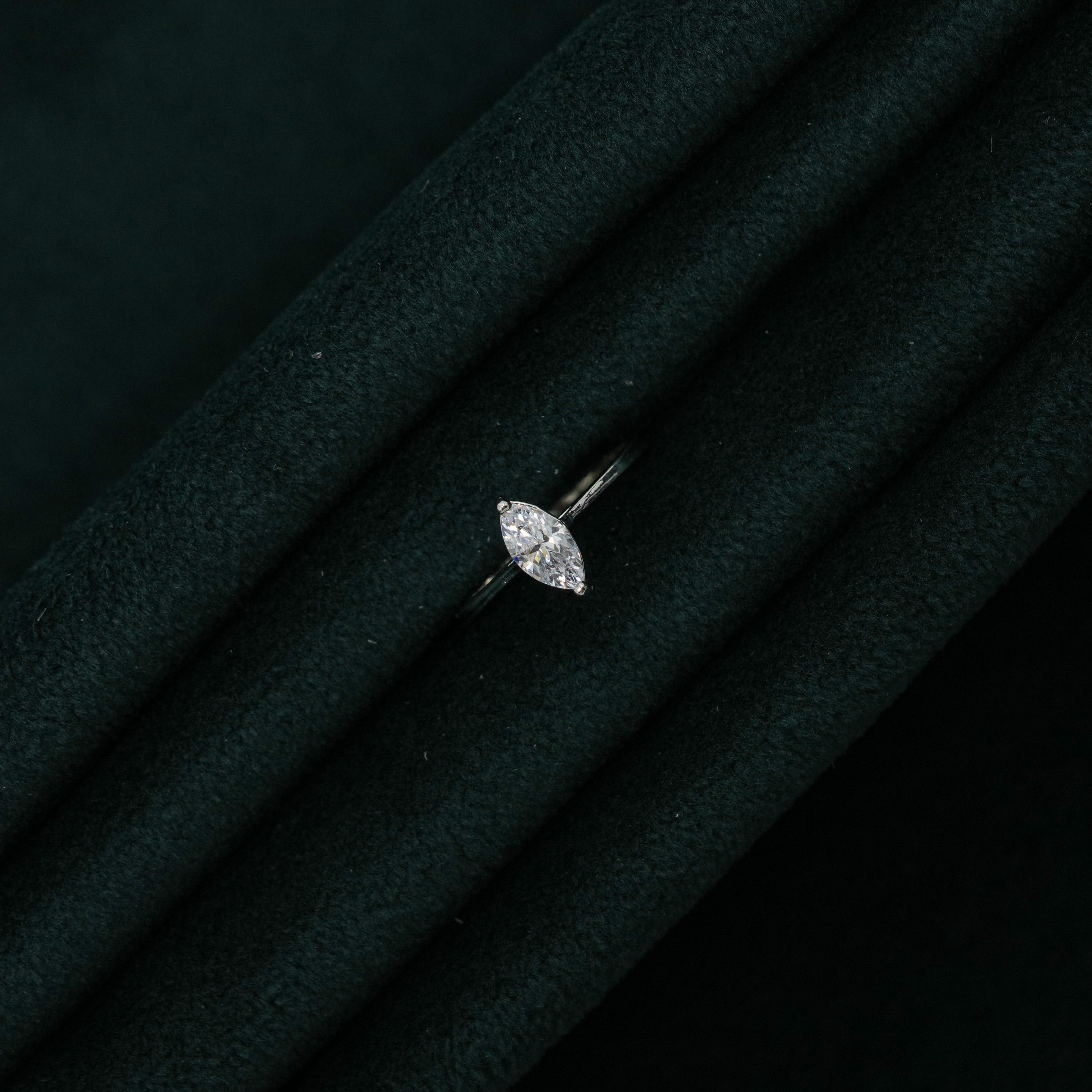 Tulasii - The Concept Jewelry - Silver Solitaire Ring