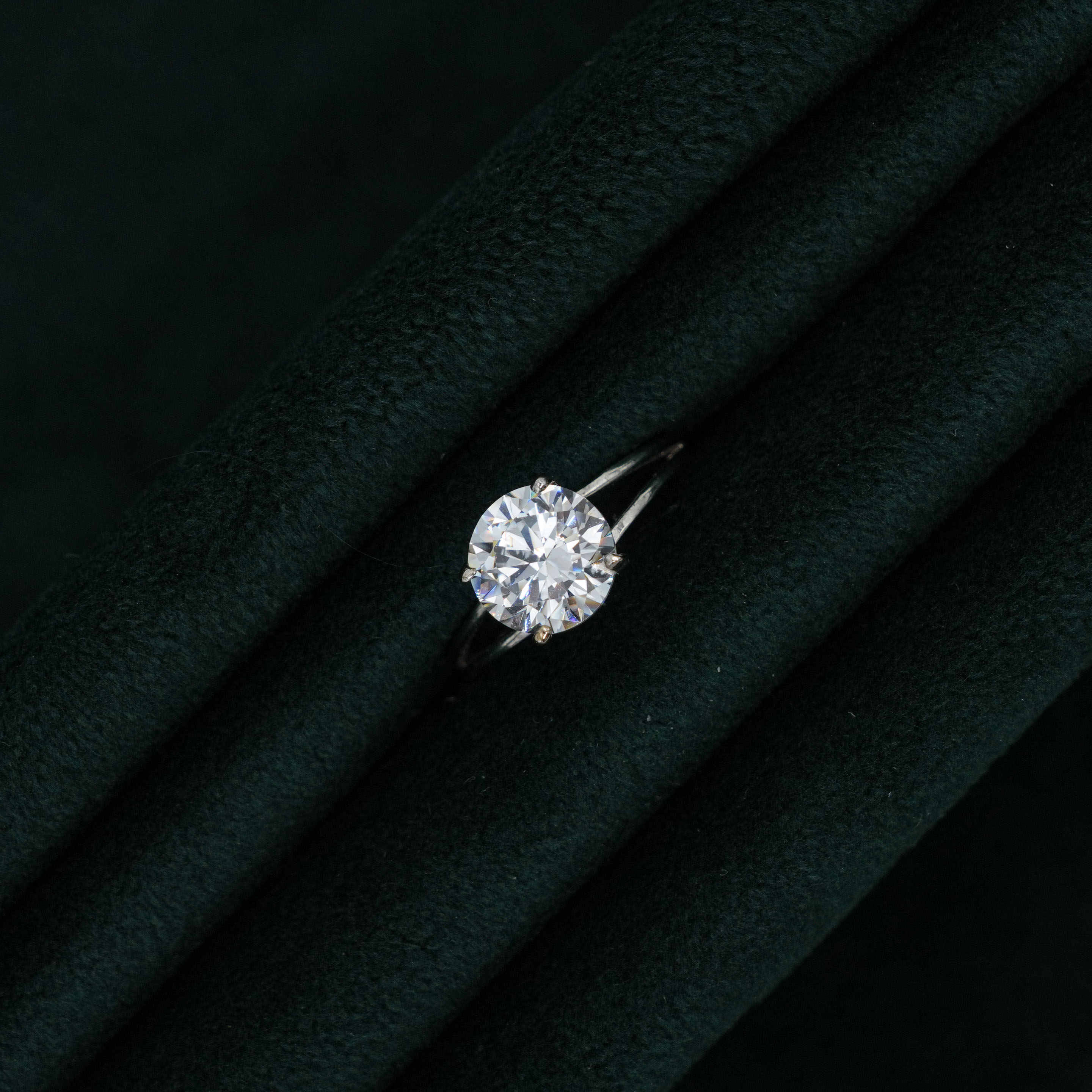 Tulasii - The Concept Jewelry - Silver Solitaire Ring