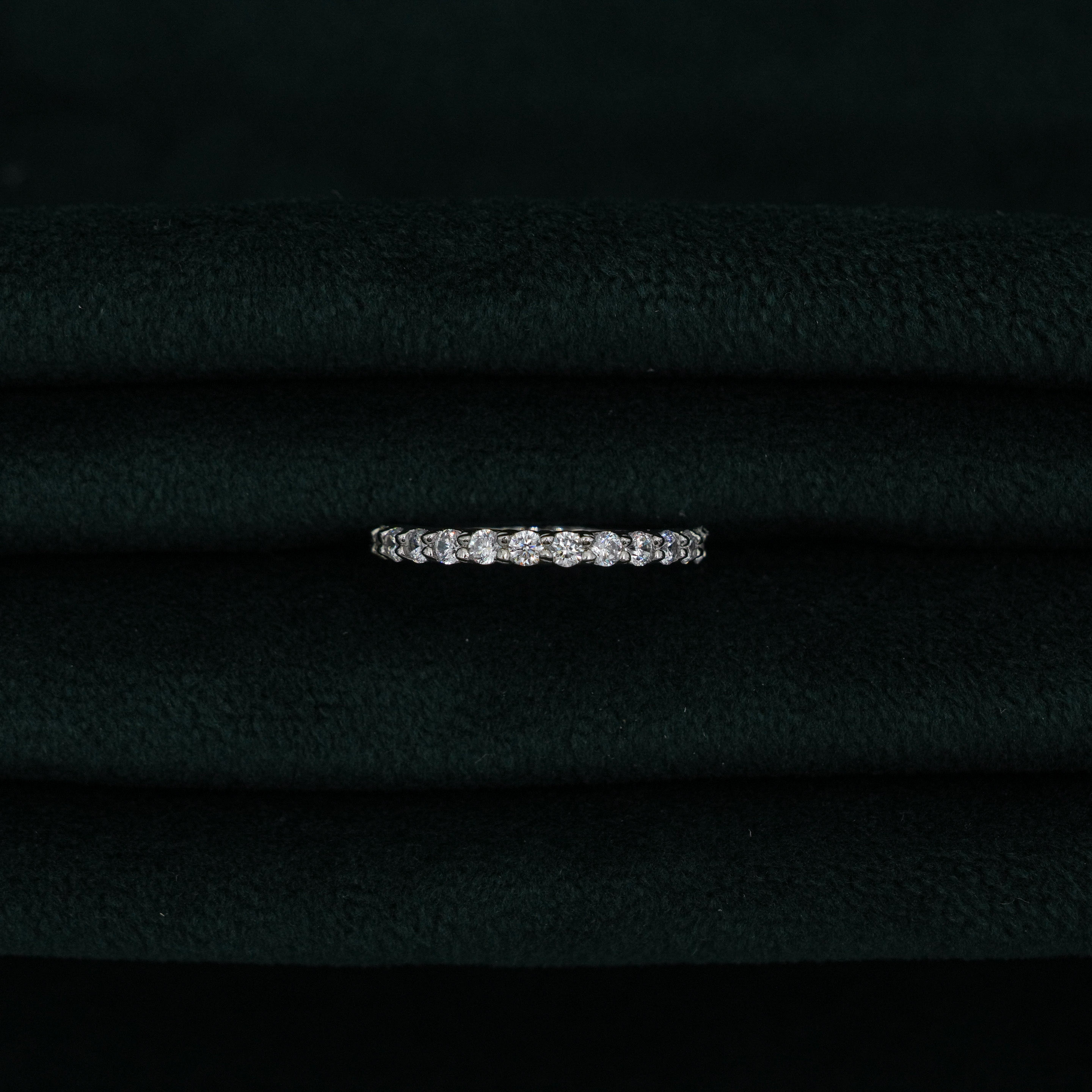 Tulasii - The Concept Jewelry - Silver Eternity Ring