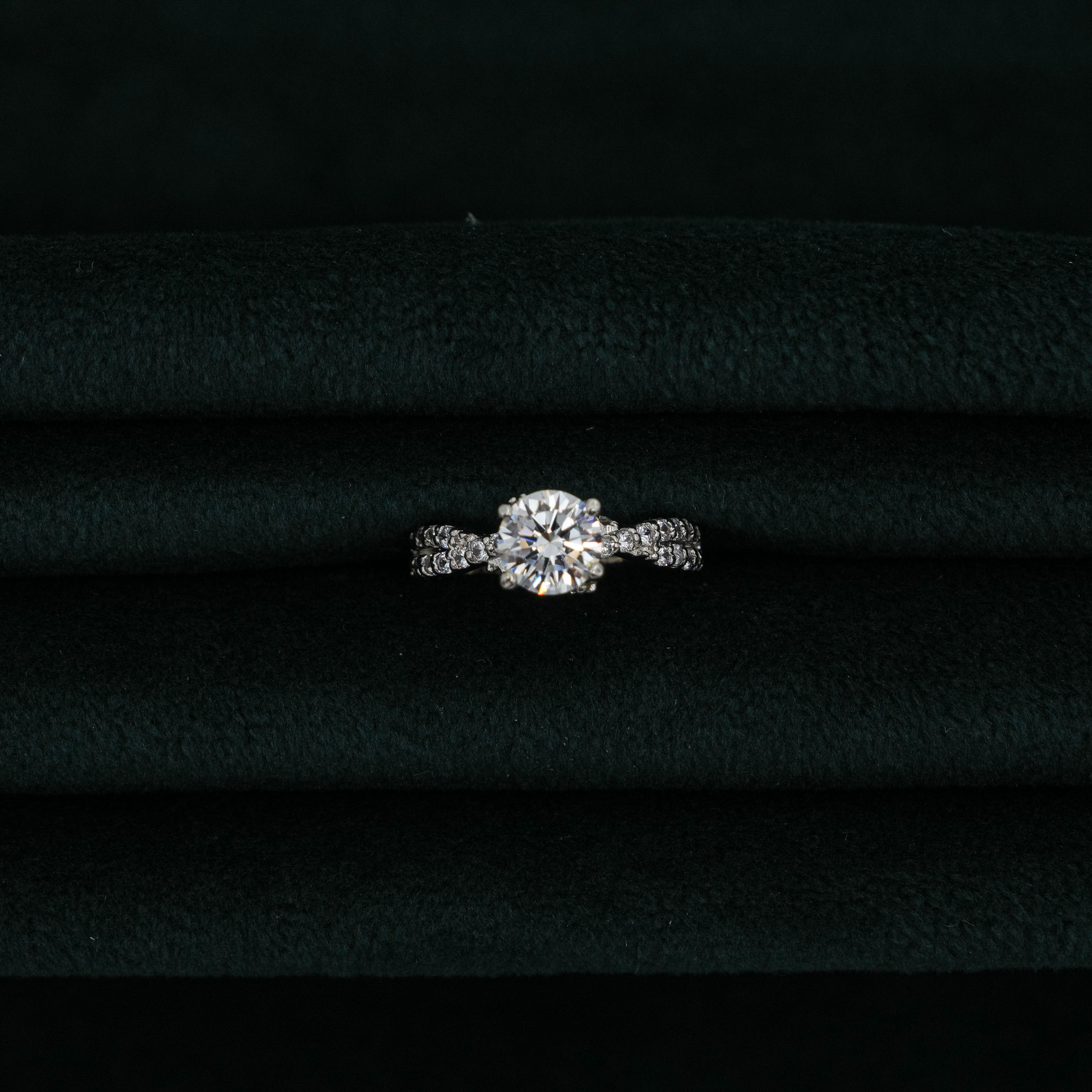 Tulasii - The Concept Jewelry - Silver CZ Ring