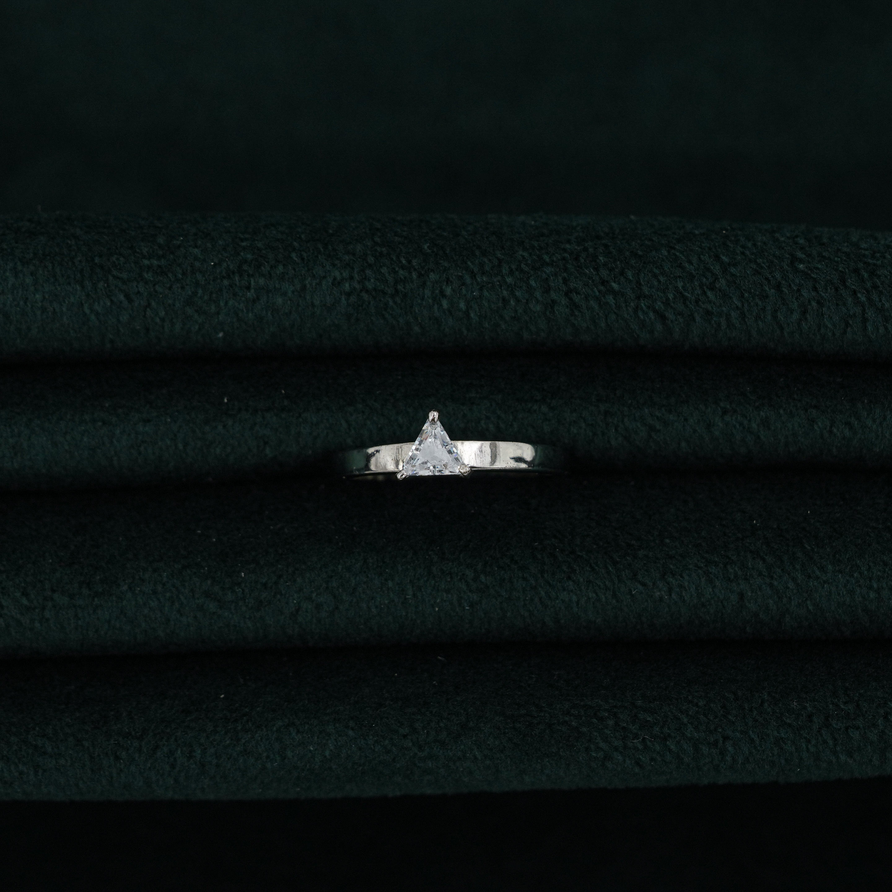 Tulasii - The Concept Jewelry - Silver Triangle Ring