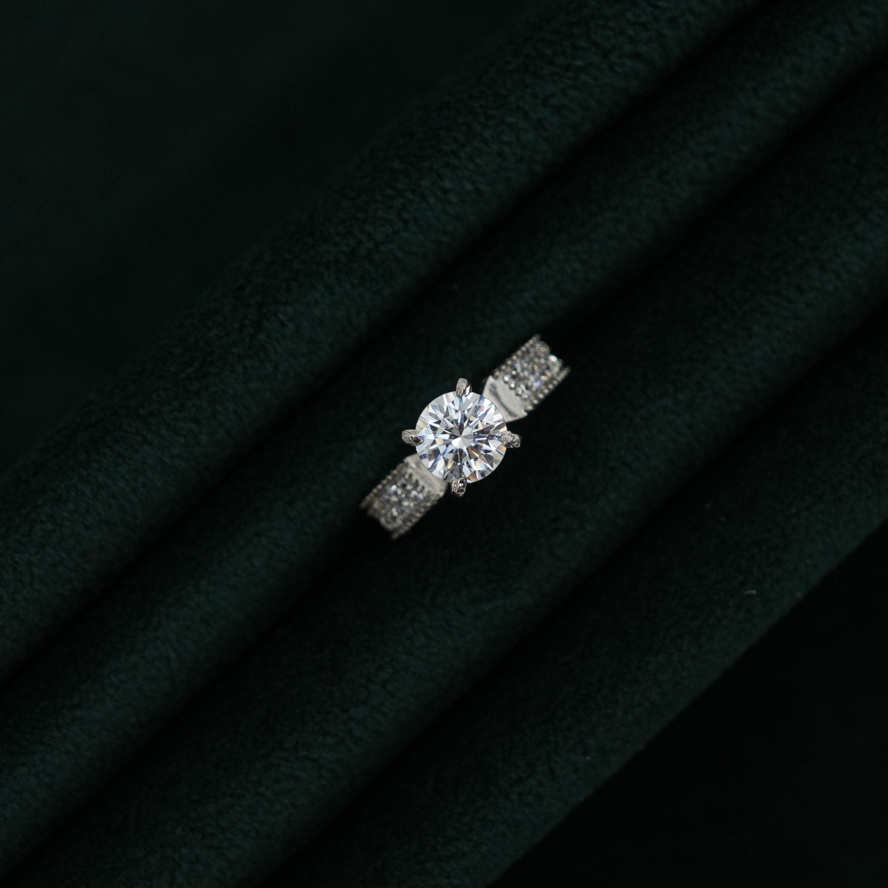 Tulasii - The Concept Jewelry - Silver Stud Rings