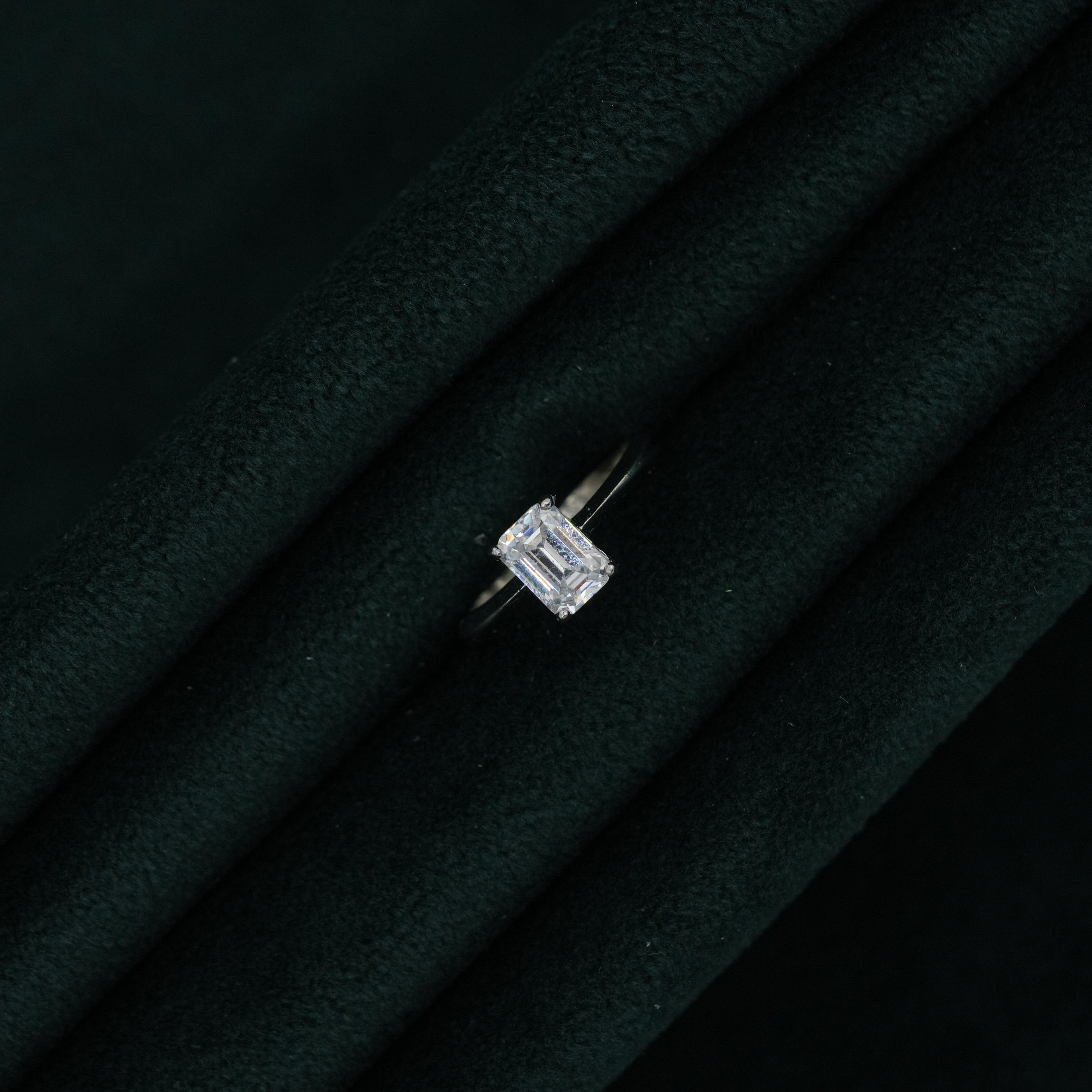 Silver Emerald Ring