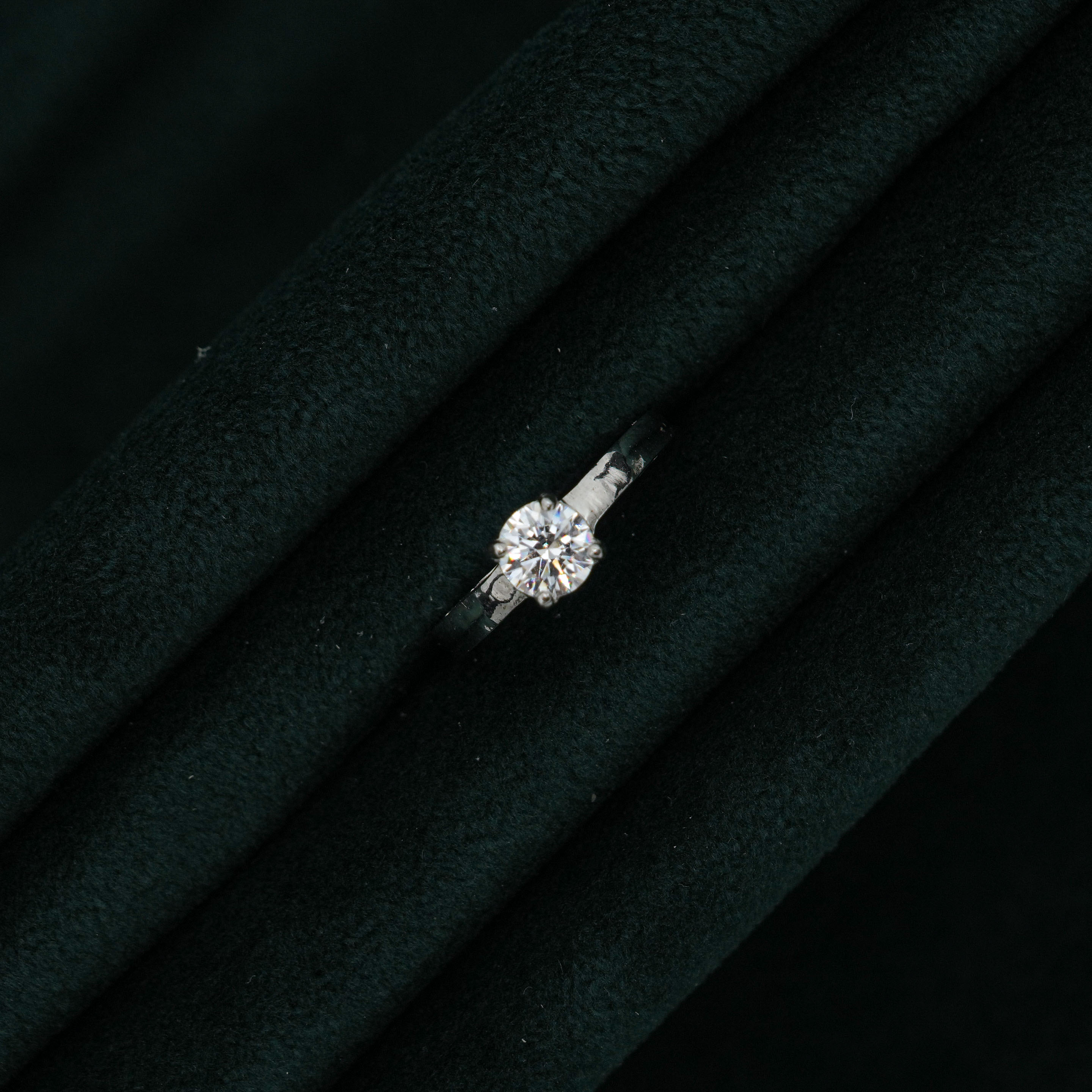 Tulasii - The Concept Jewelry - Silver Solitaire Ring