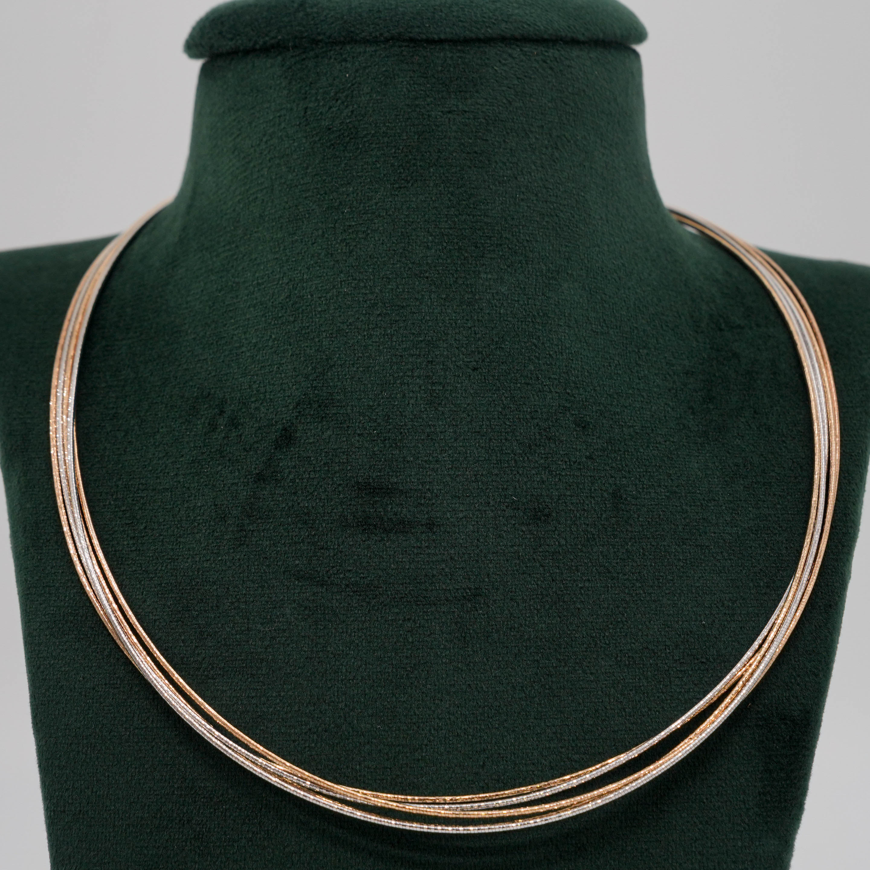 Tulasii - The Concept Jewelry - Silver Omega Necklace