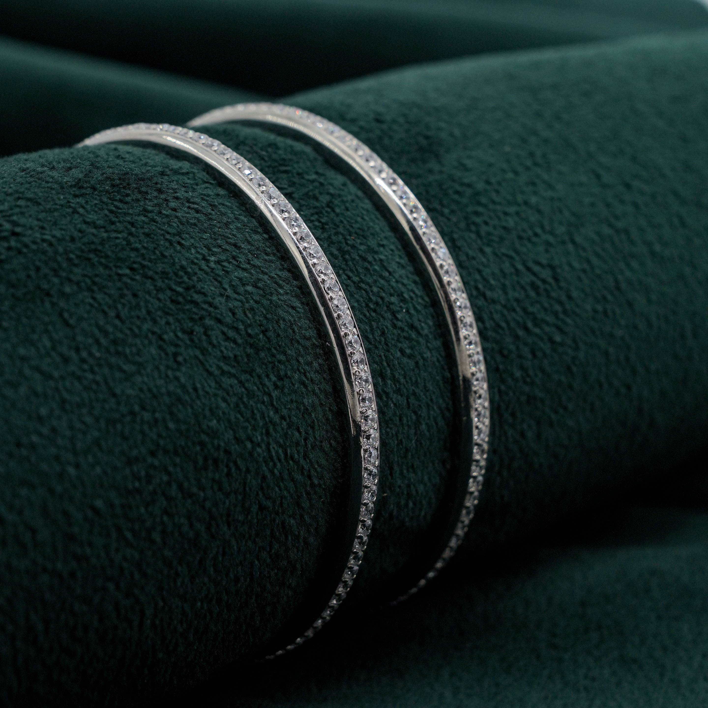 Tulasii - The Concept Jewelry - Silver Bangle