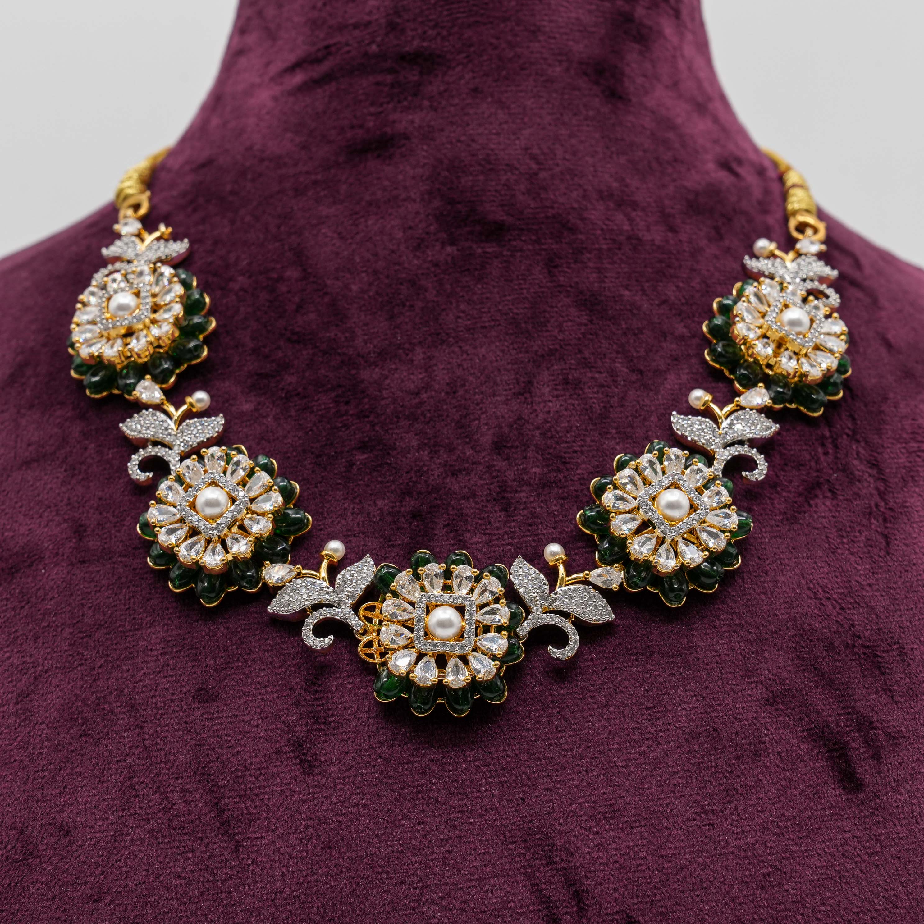 Ved Jewellers - Gold Floral Necklace Set