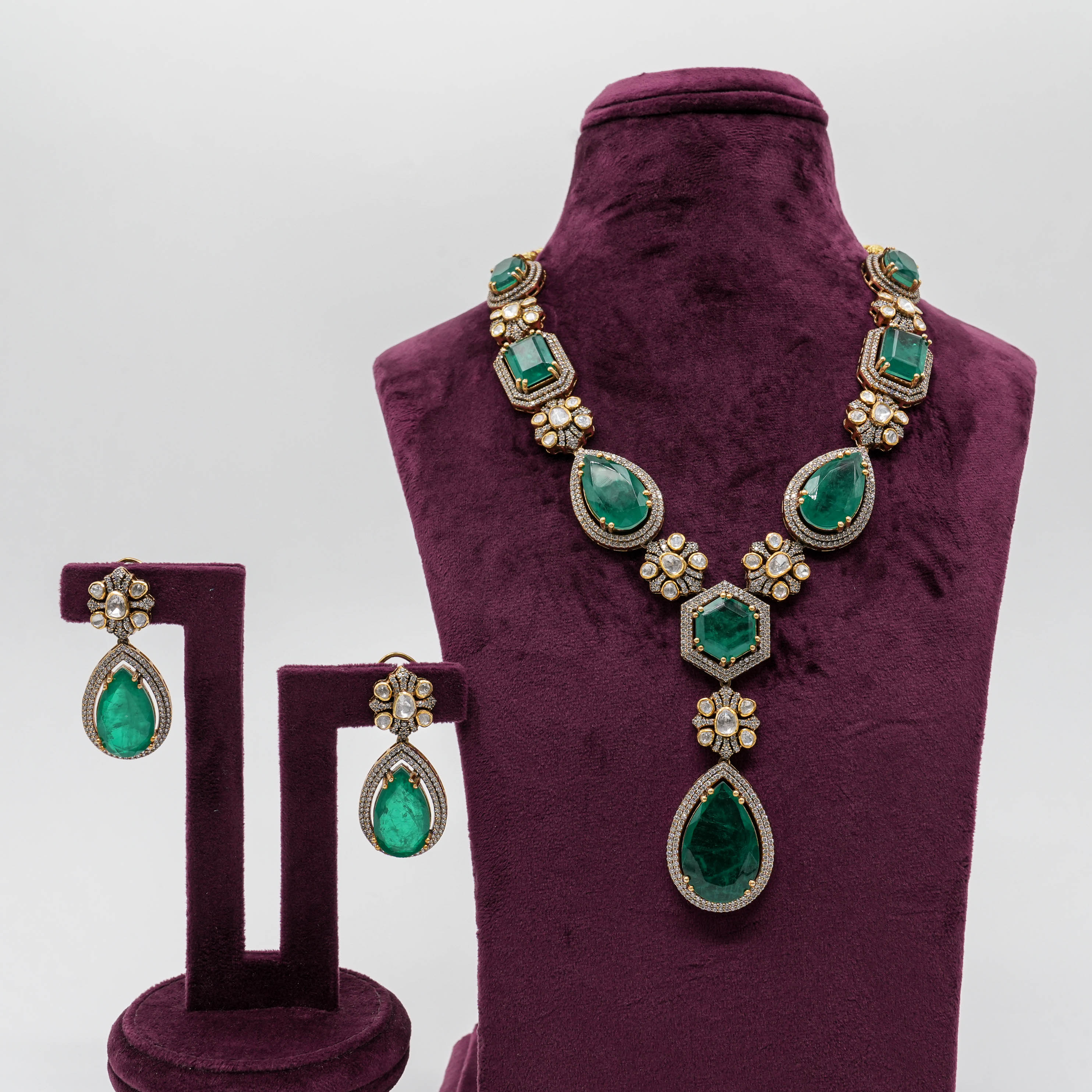 Ved Jewellers - Emerald Drop Necklace