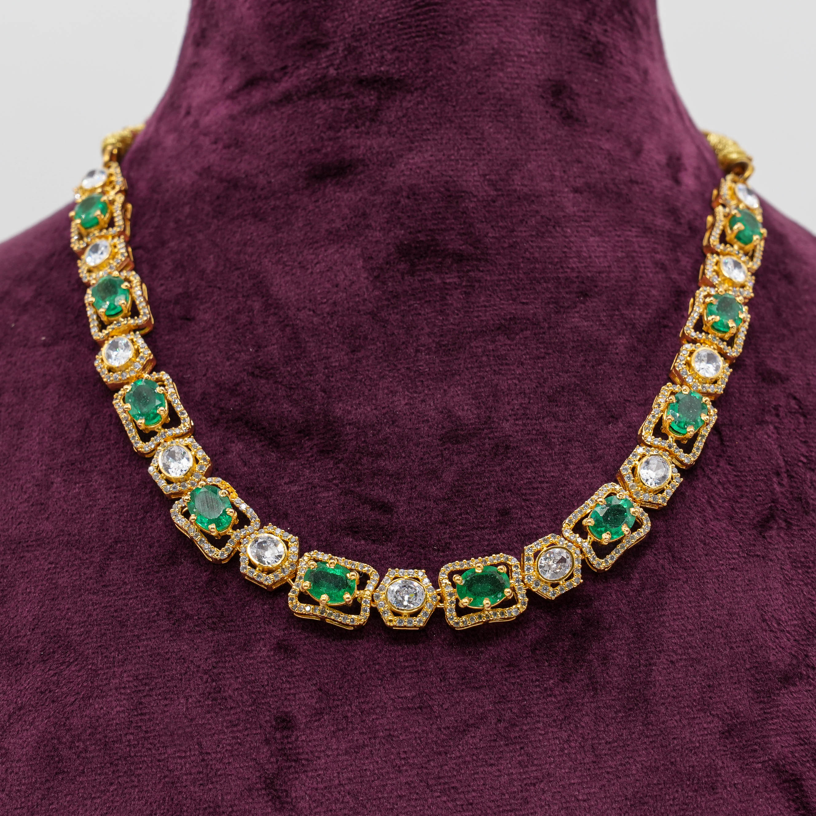 Ved Jewellers - Emerald Diamond Necklace