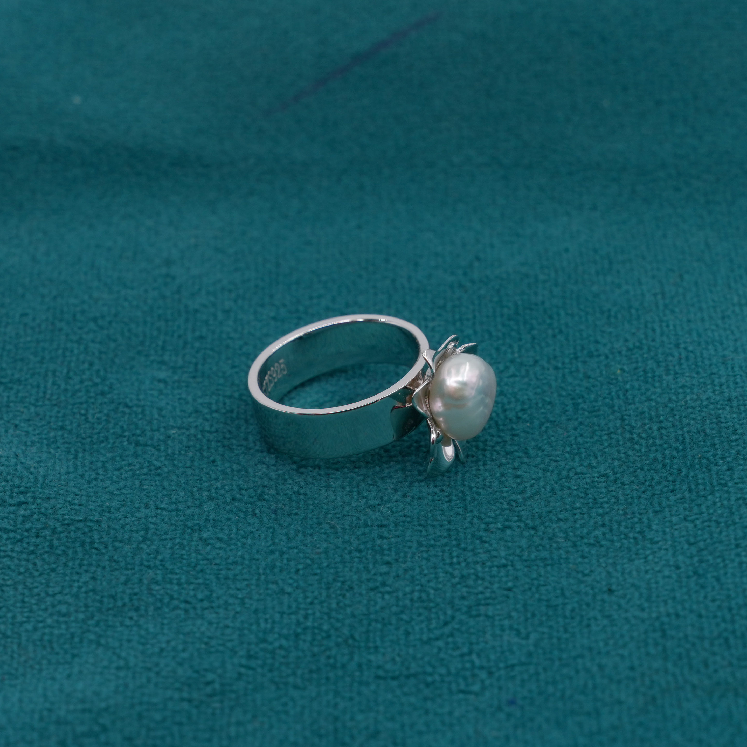 Ved Jewellers - Silver RIng