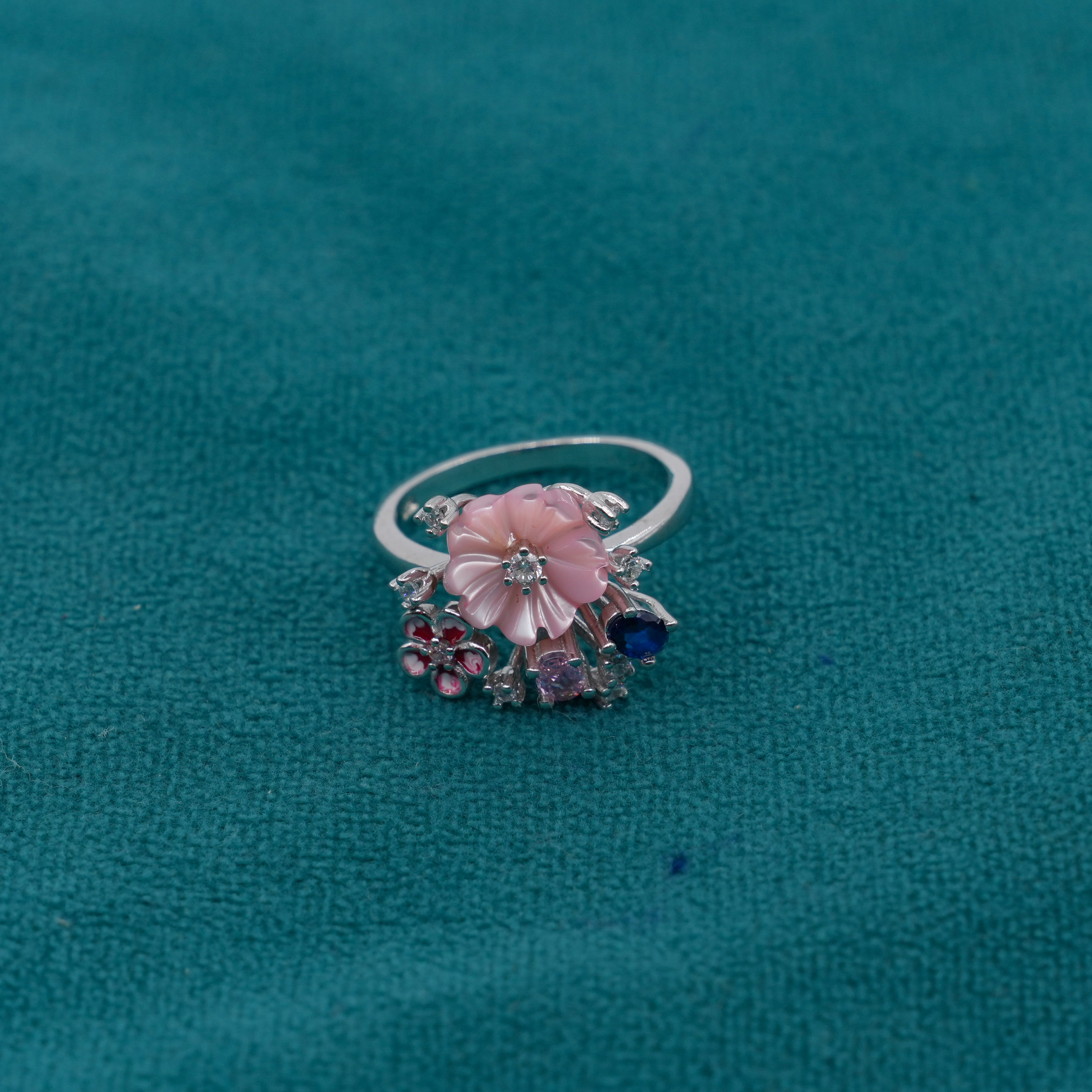 Ved Jewellers - Silver Floral Ring
