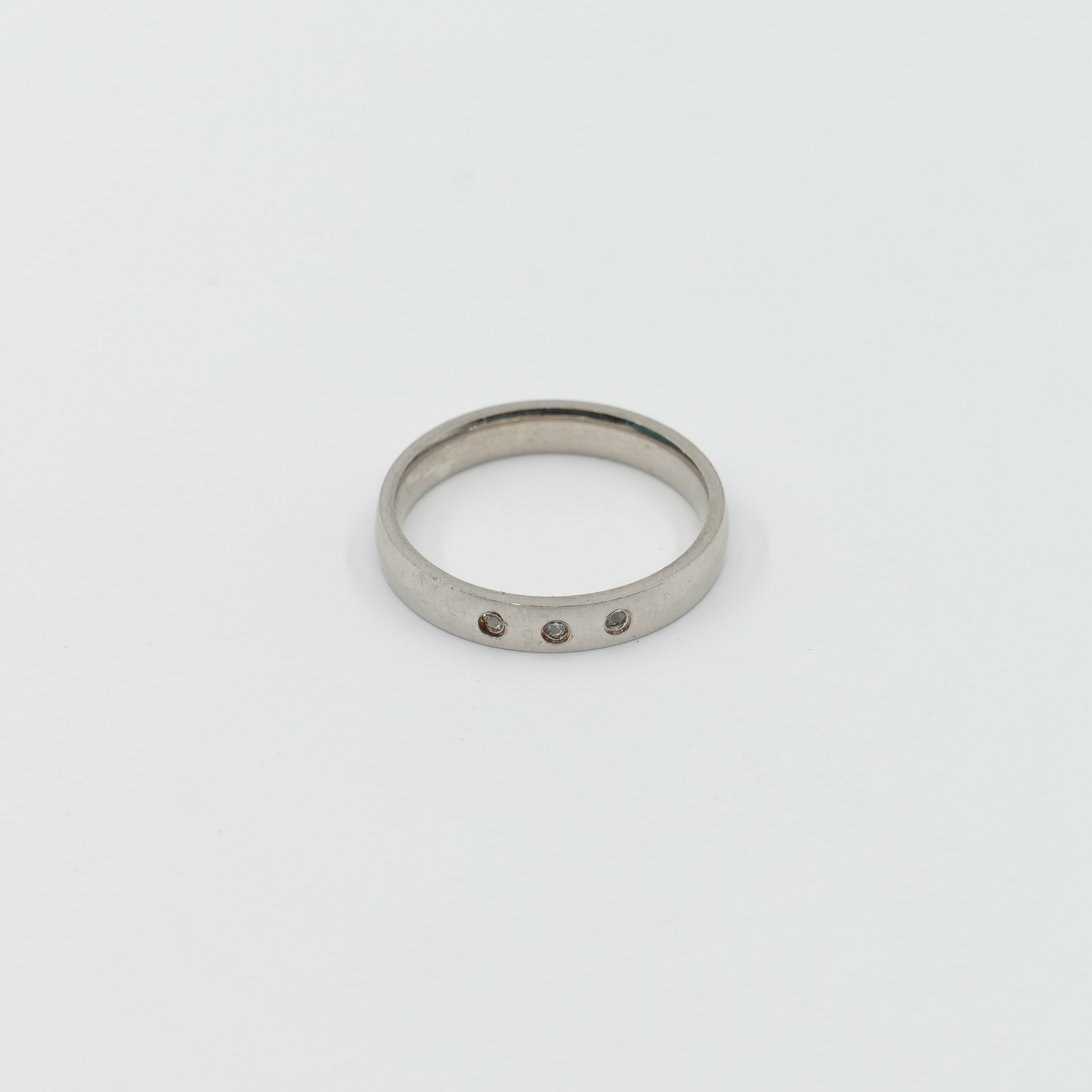 Ved Jewellers - Silver Zircon Ring