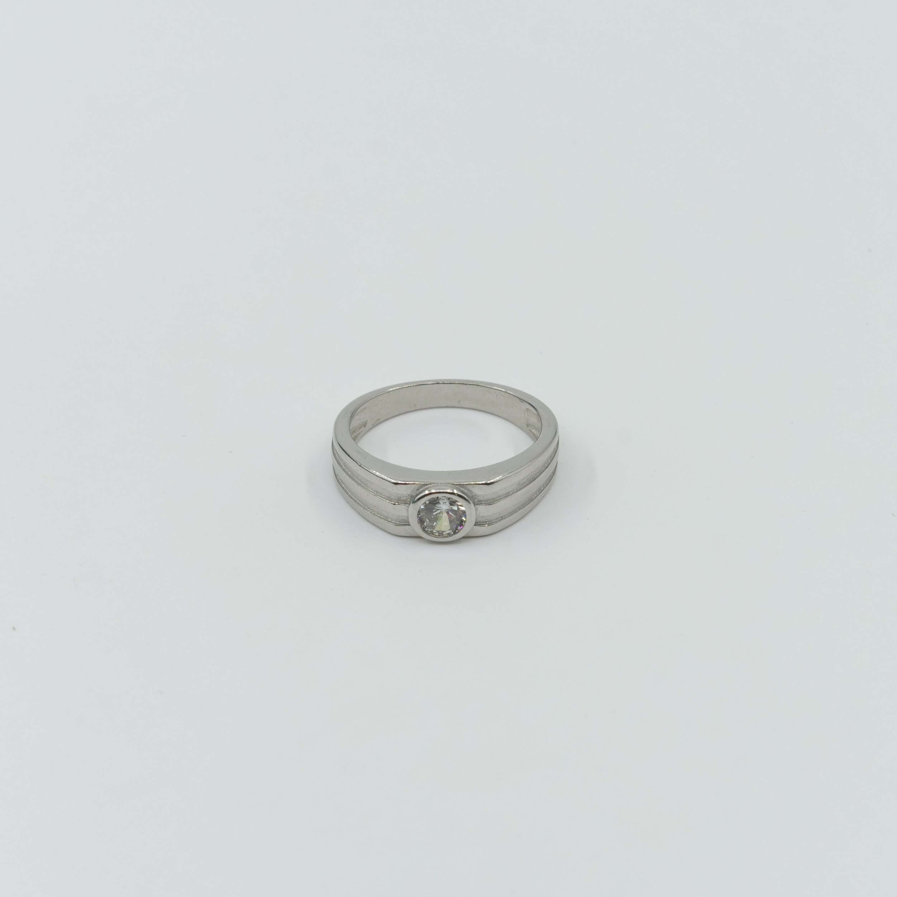 Ved Jewellers - Silver Solitaire Ring