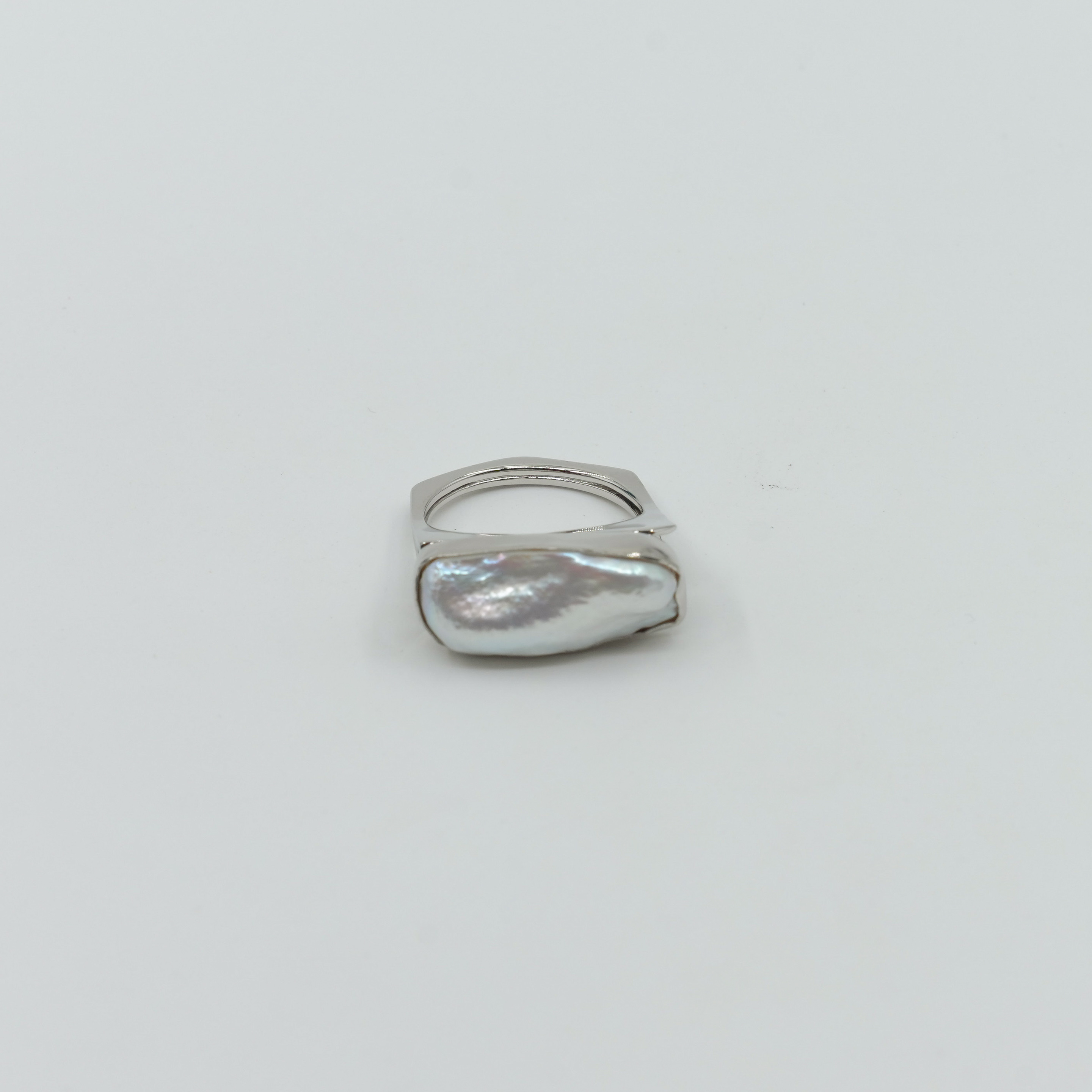 Ved Jewellers - Baroque Pearl Ring