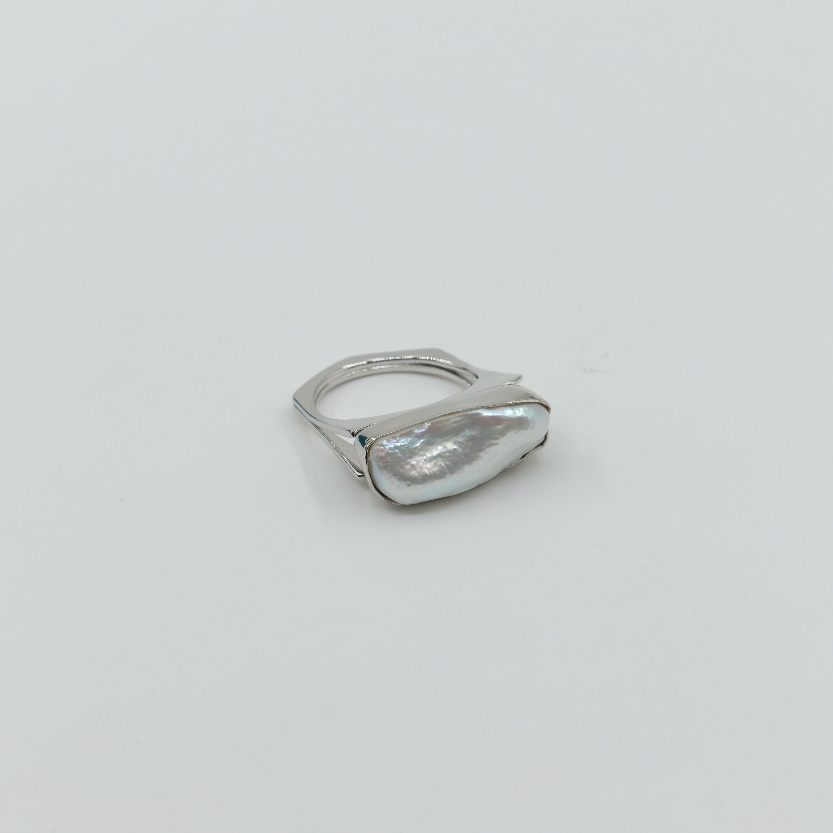 Ved Jewellers - Baroque Pearl Ring