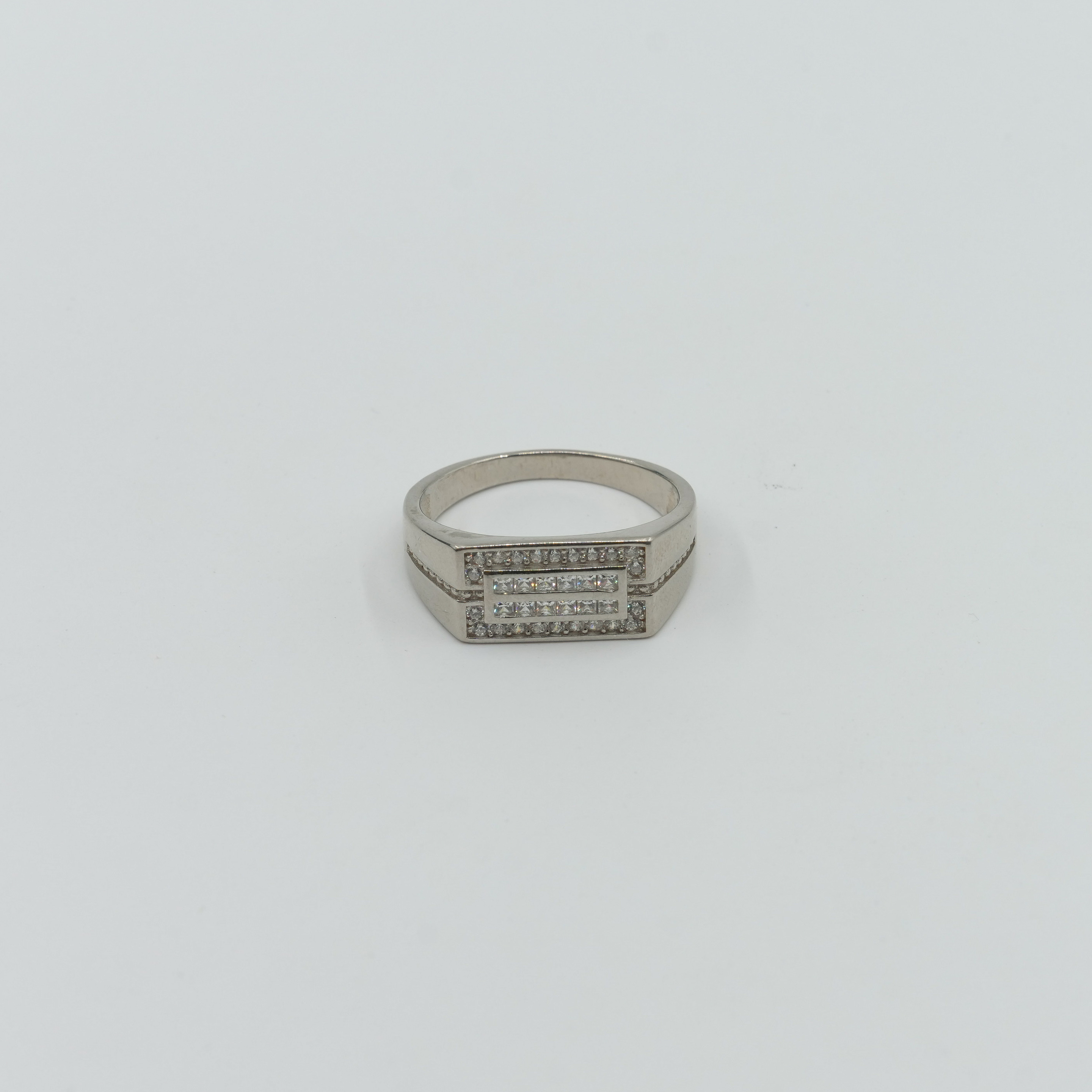Ved Jewellers - Silver Zircon Ring