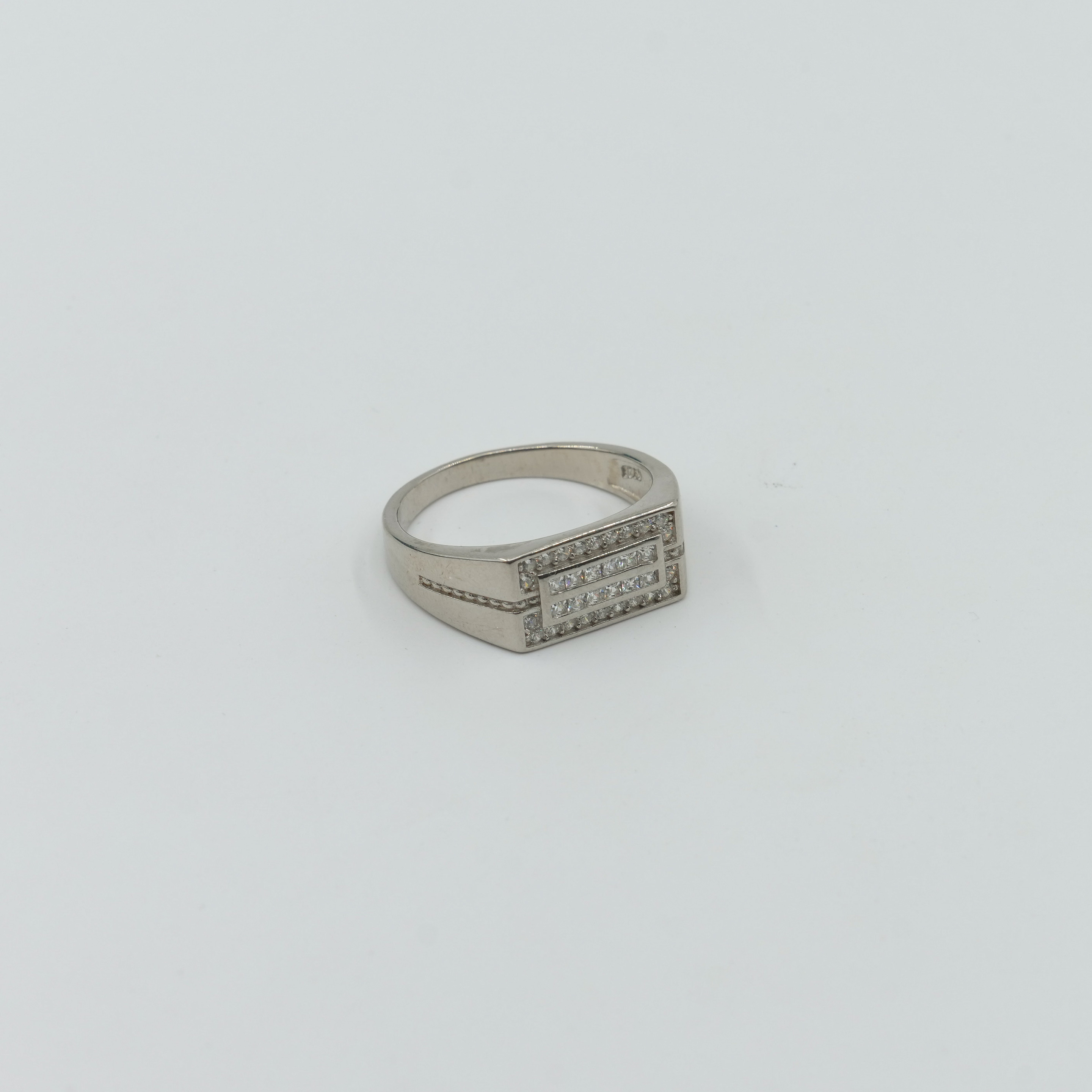 Ved Jewellers - Silver Zircon Ring