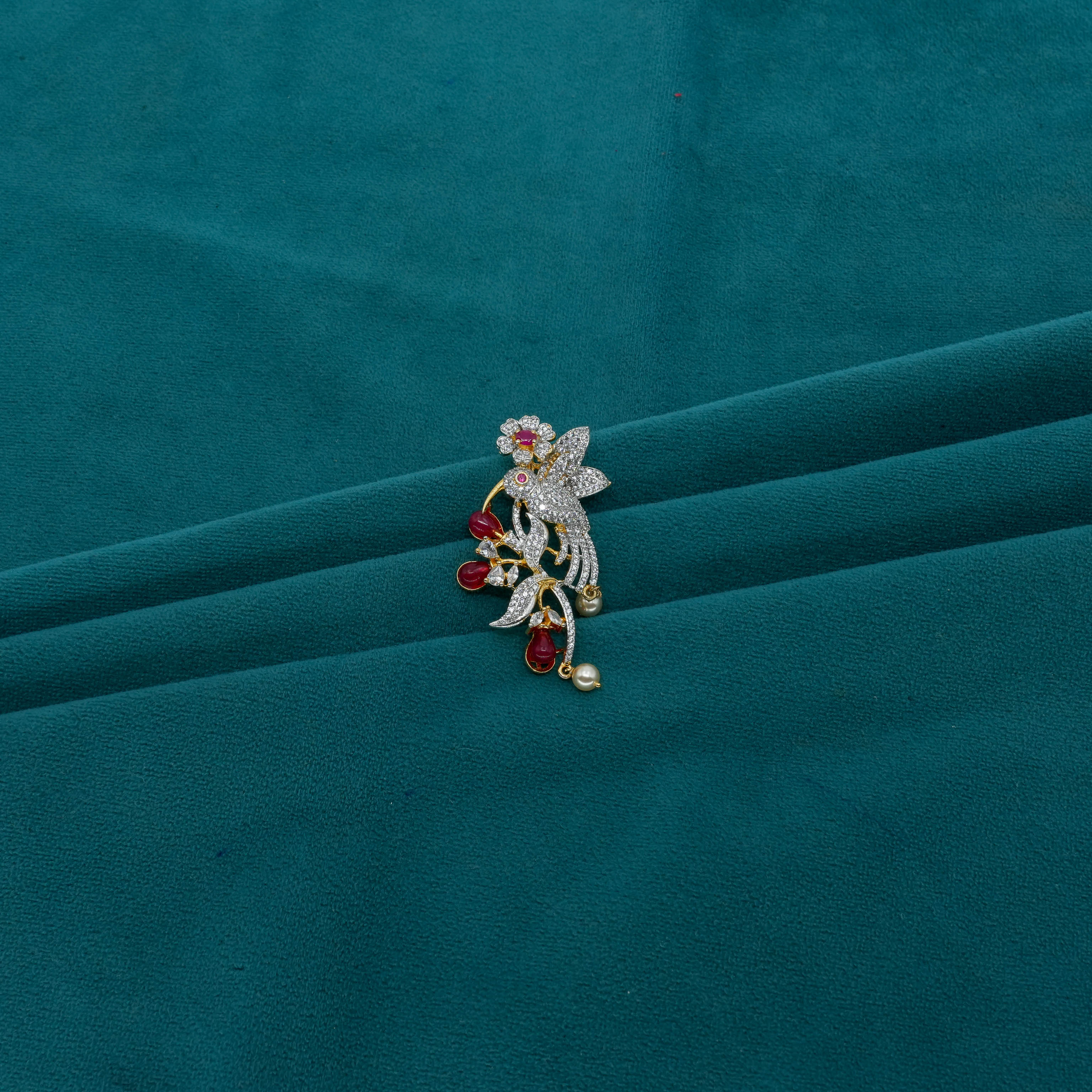 Ved Jewellers - Gold Bird Brooch