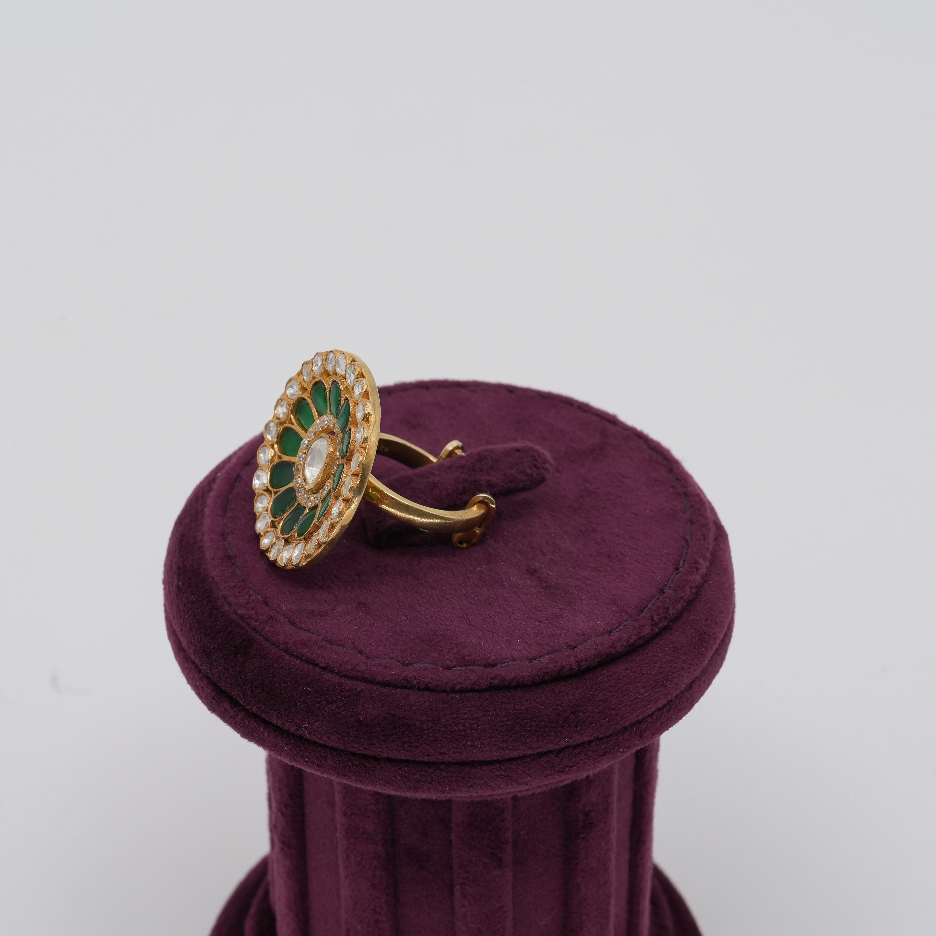 Ved Jewellers - Kundan Emerald Ring