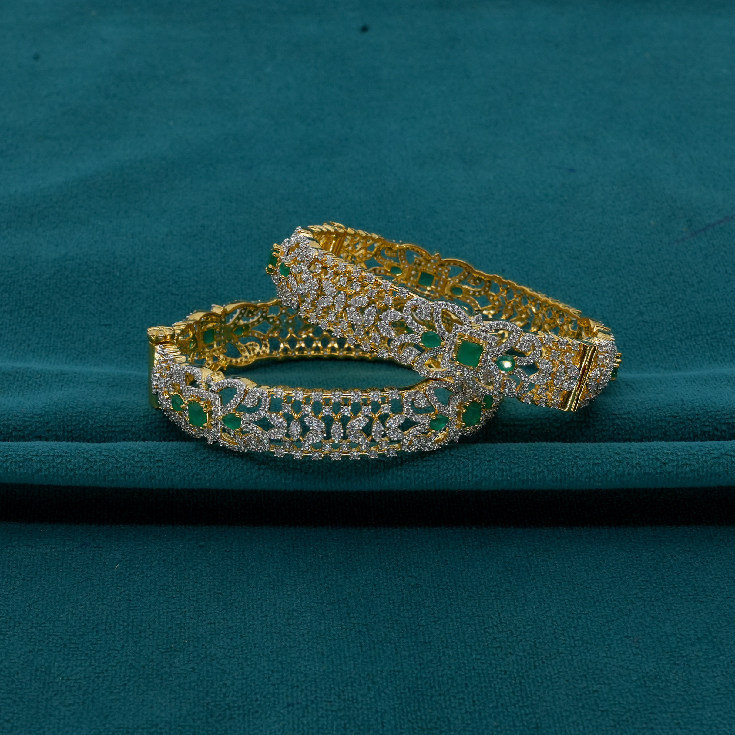 Ved Jewellers - Emerald CZ Bangle